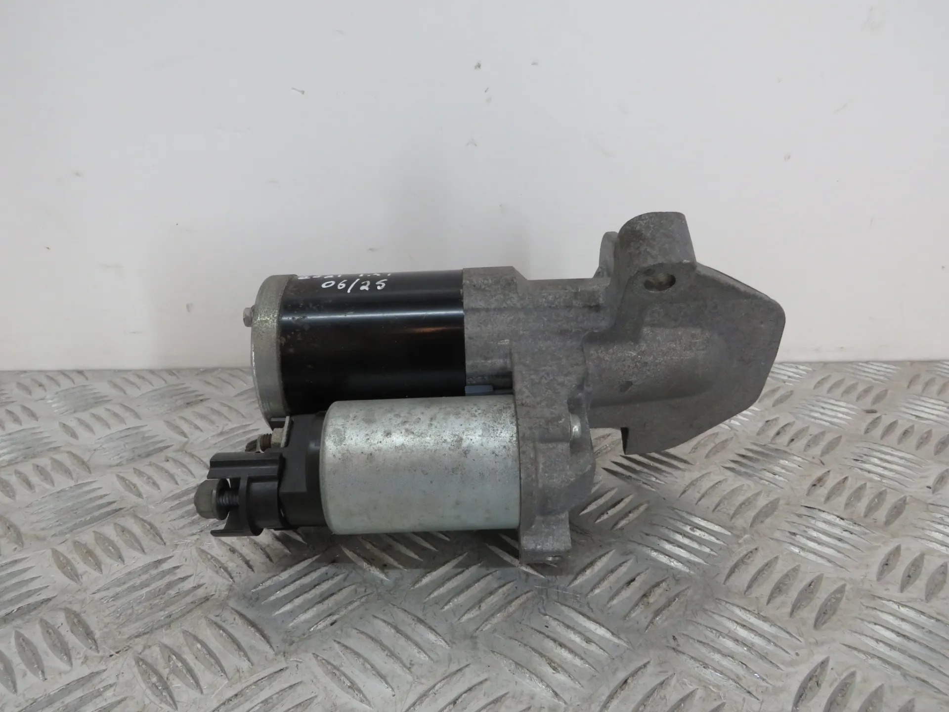 Starter Motor OPEL Astra K Sports Tourer Imagem-1