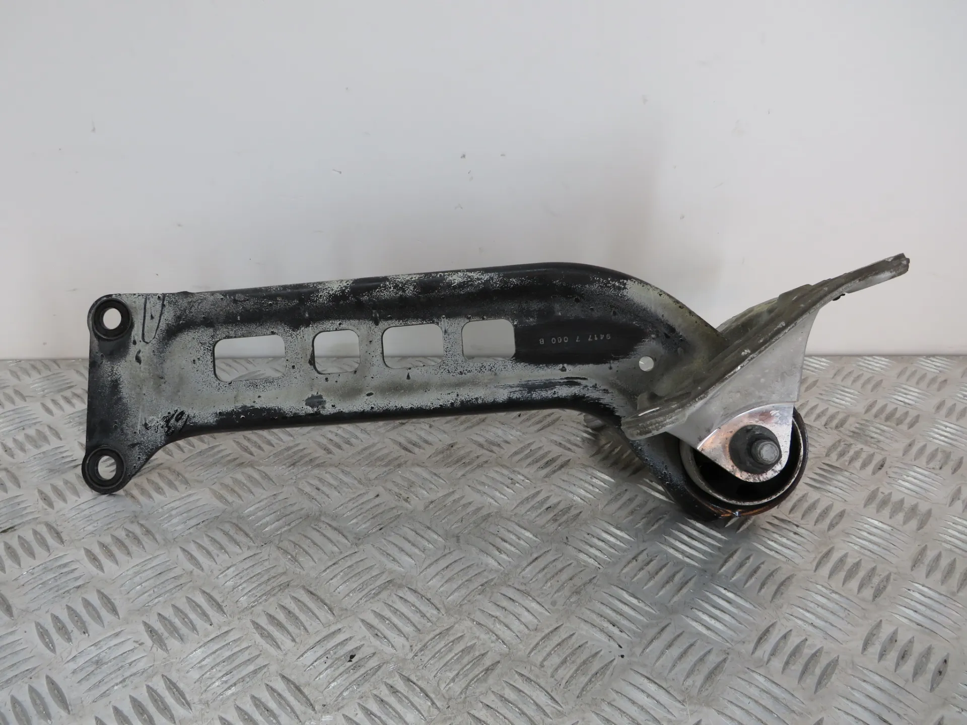 Right rear suspension arm OPEL Insignia B Sports Tourer (Z18)