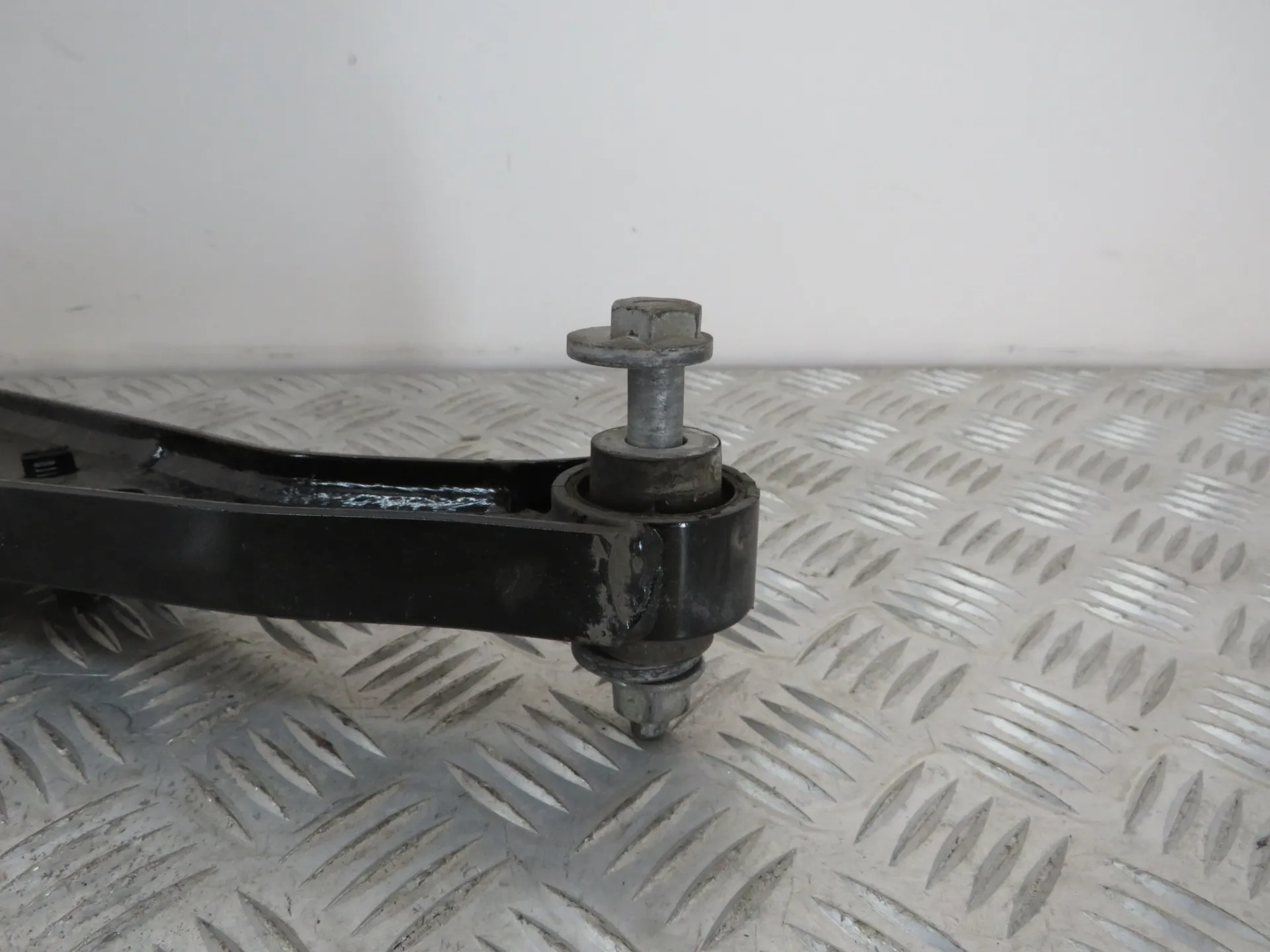 Left rear suspension arm OPEL Insignia B Sports Tourer (Z18) Imagem-2