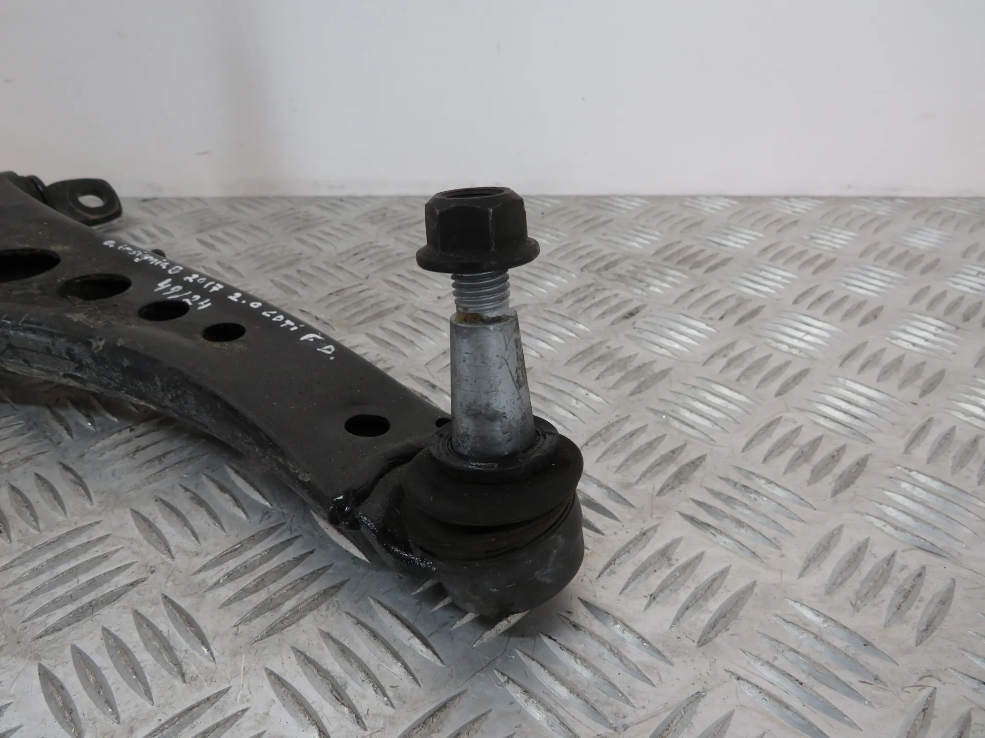 Right front suspension arm OPEL Insignia B Sports Tourer (Z18) Imagem-1