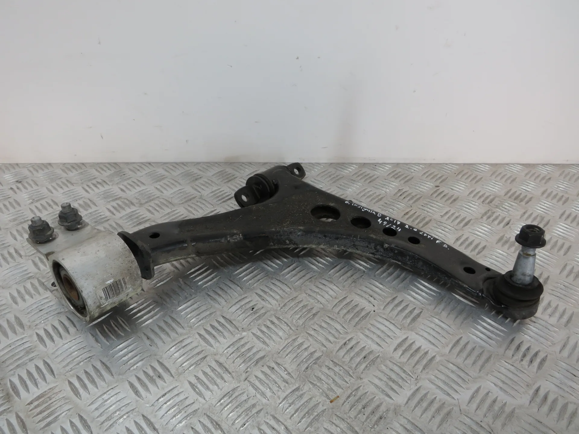 Right front suspension arm OPEL Insignia B Sports Tourer (Z18)