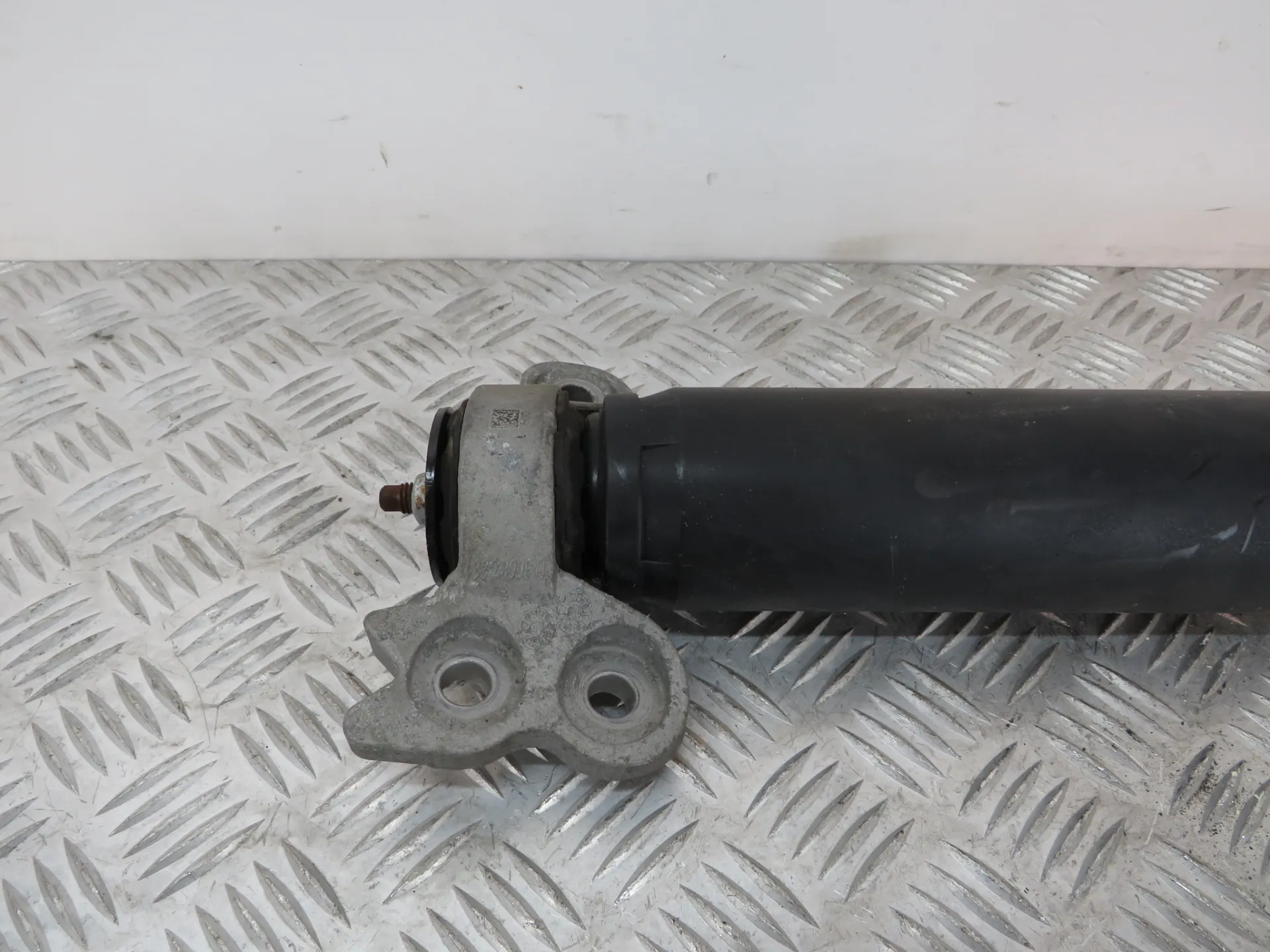 Left Rear Shock Absorber OPEL Insignia B Sports Tourer (Z18) Imagem-1