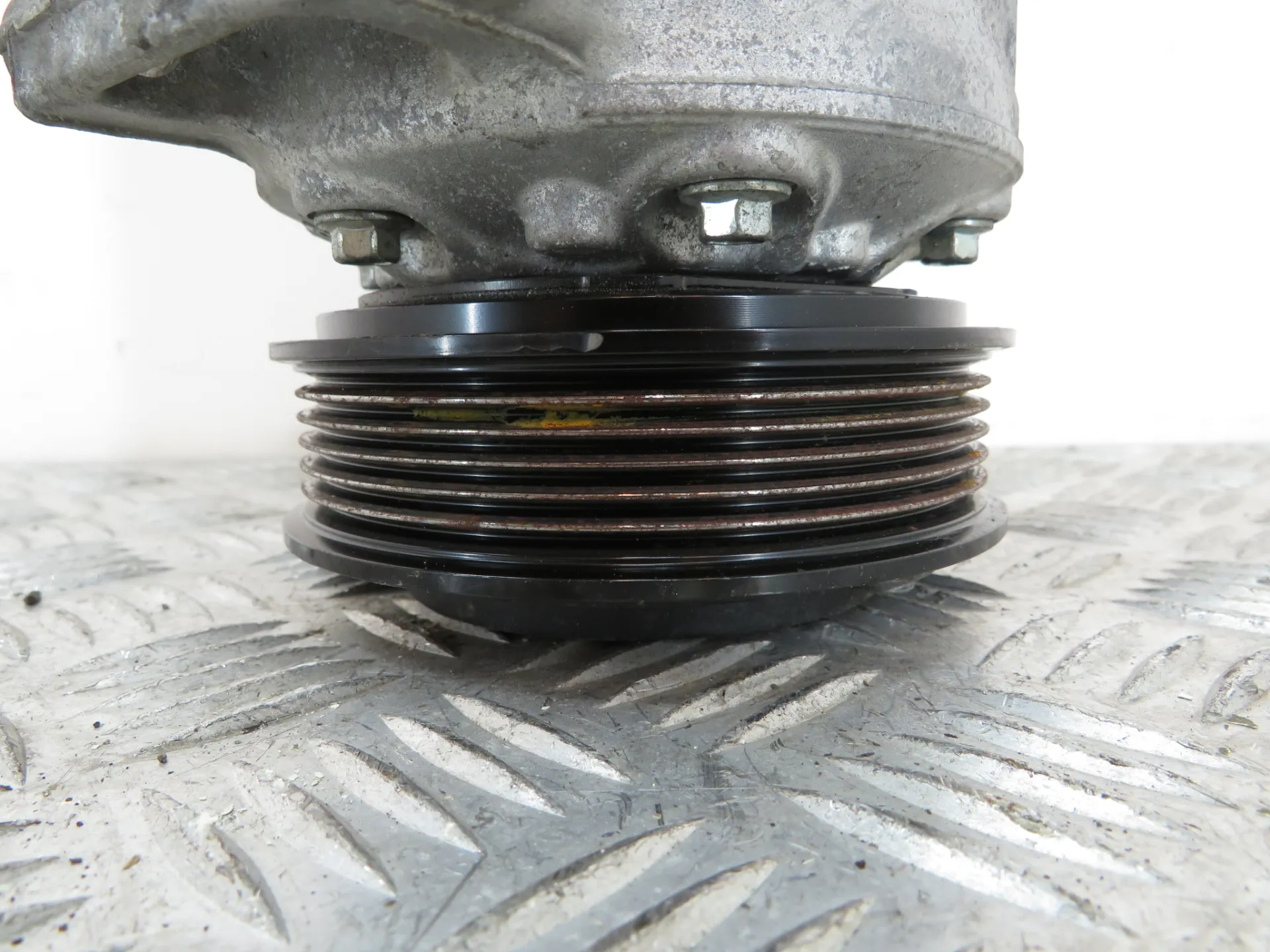 AC compressor OPEL Insignia B Sports Tourer (Z18) Imagem-2