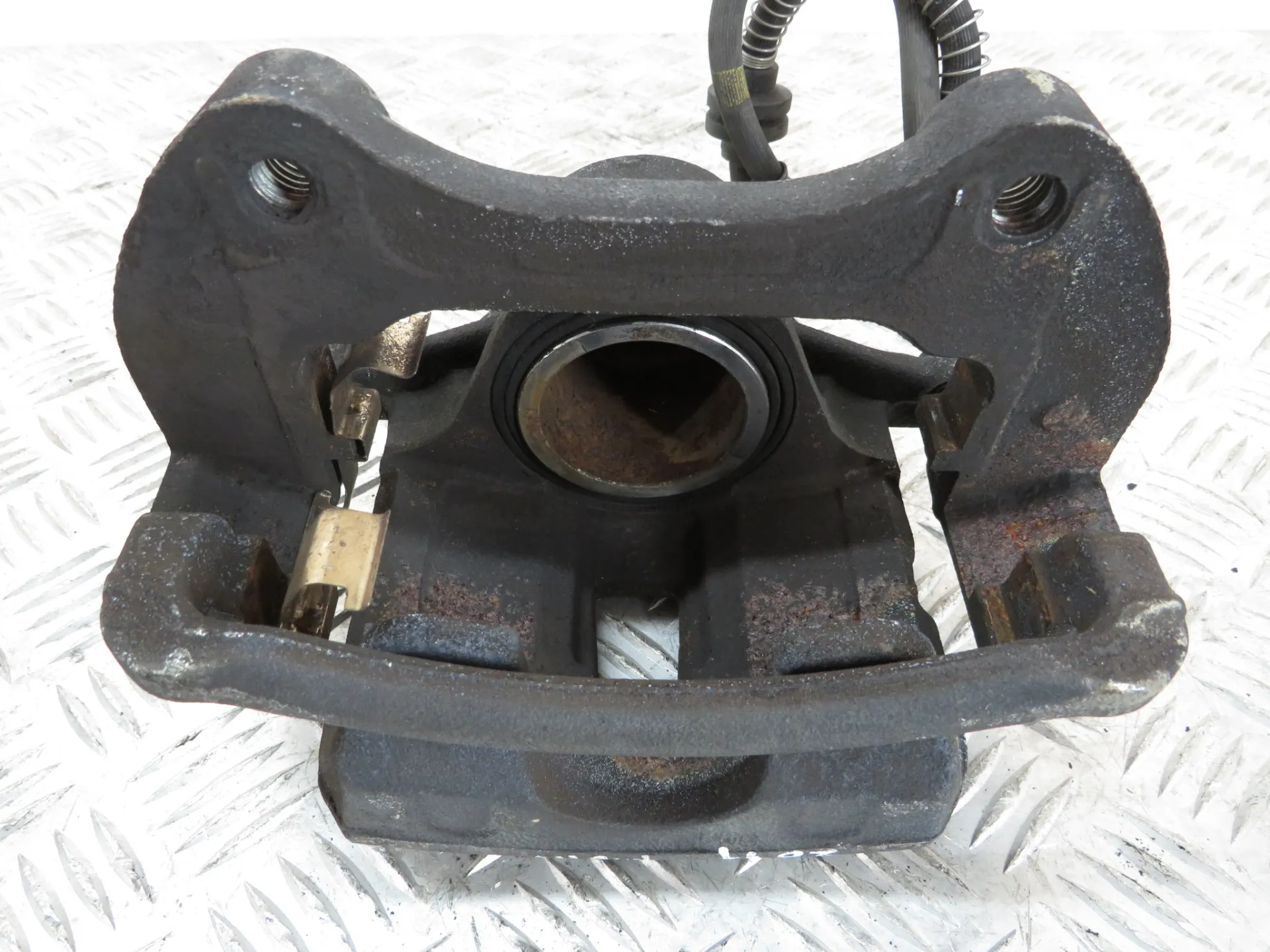 Right front Brake Caliper OPEL Astra J GTC Imagem-2
