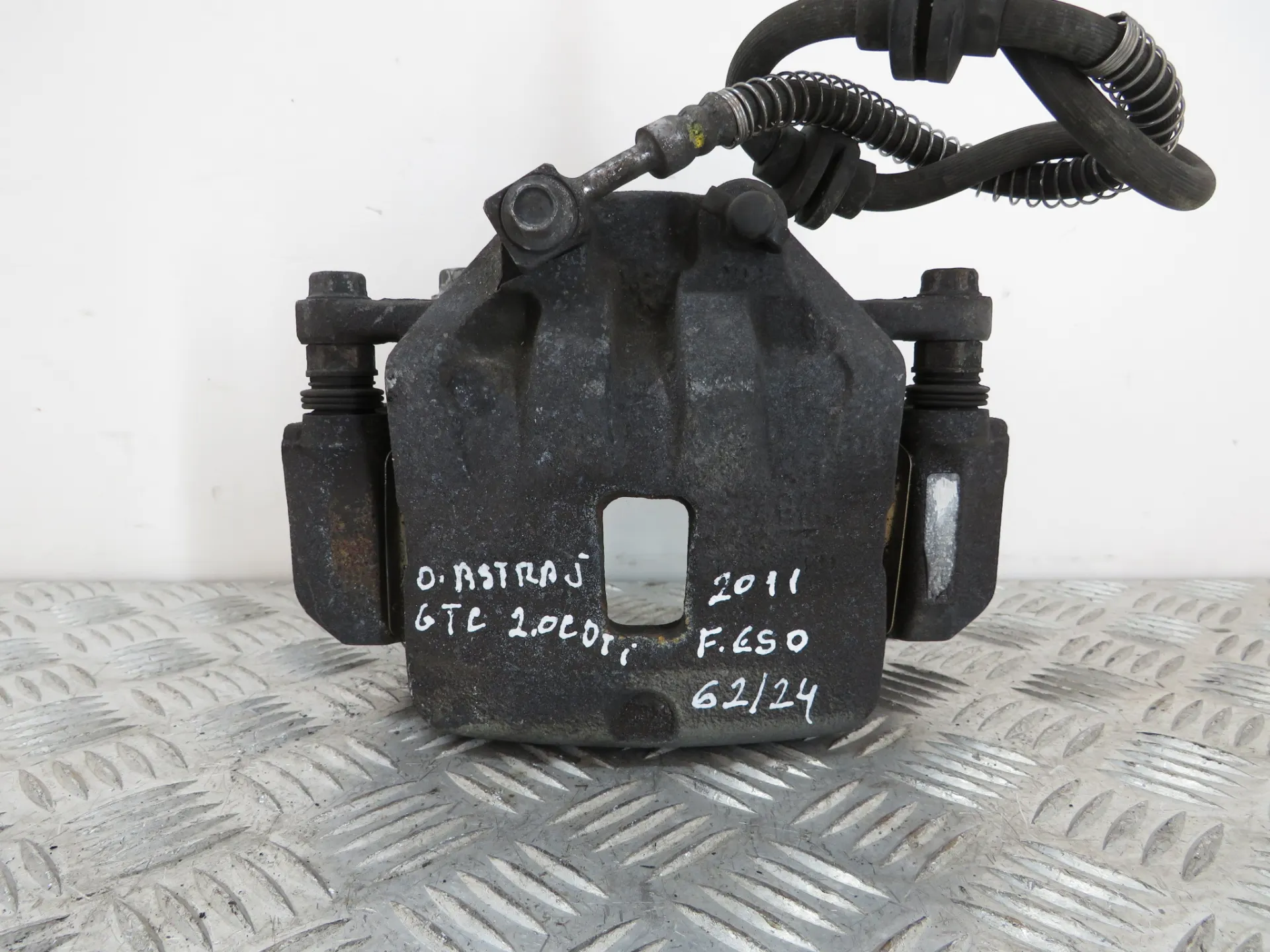 Left front Brake Caliper OPEL Astra J GTC