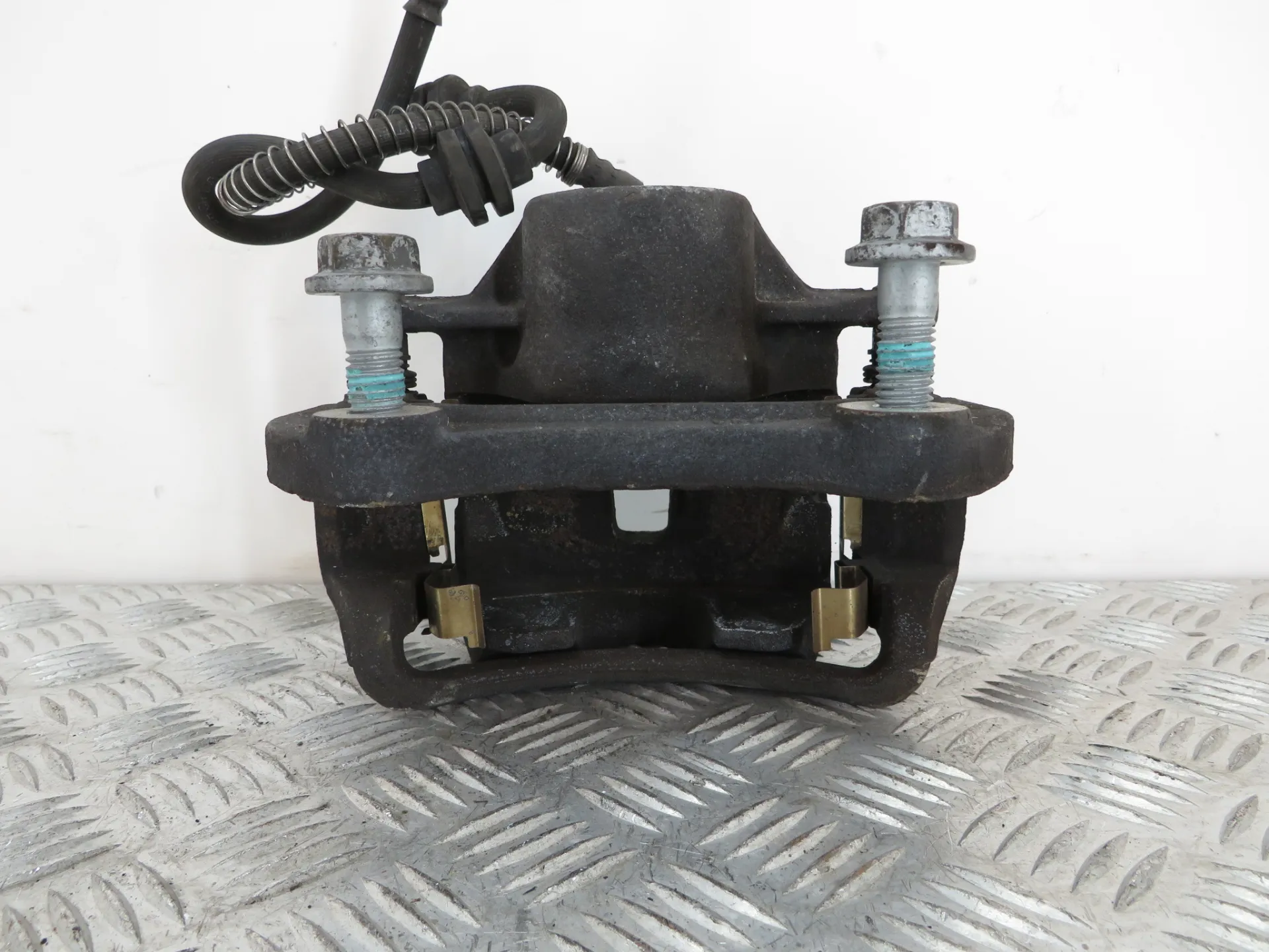 Left front Brake Caliper OPEL Astra J GTC Imagem-1