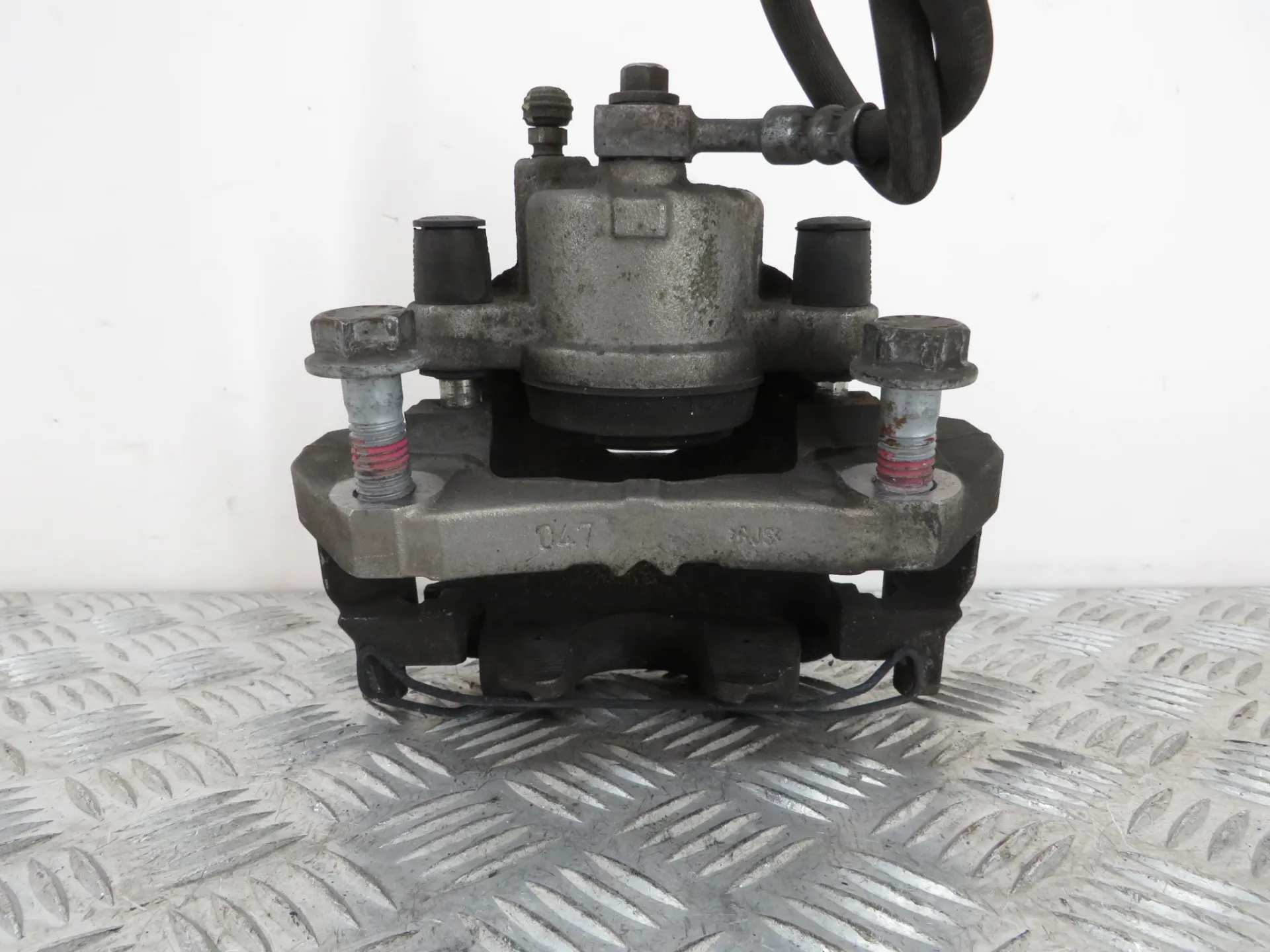 Left front Brake Caliper OPEL Astra K Sports Tourer Imagem-1