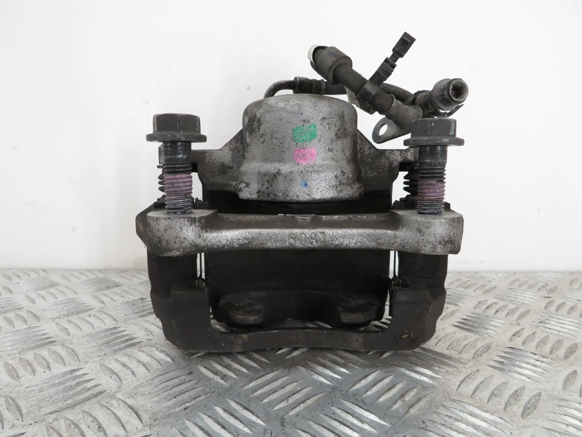 Right front Brake Caliper OPEL Insignia B Sports Tourer (Z18) Imagem-1