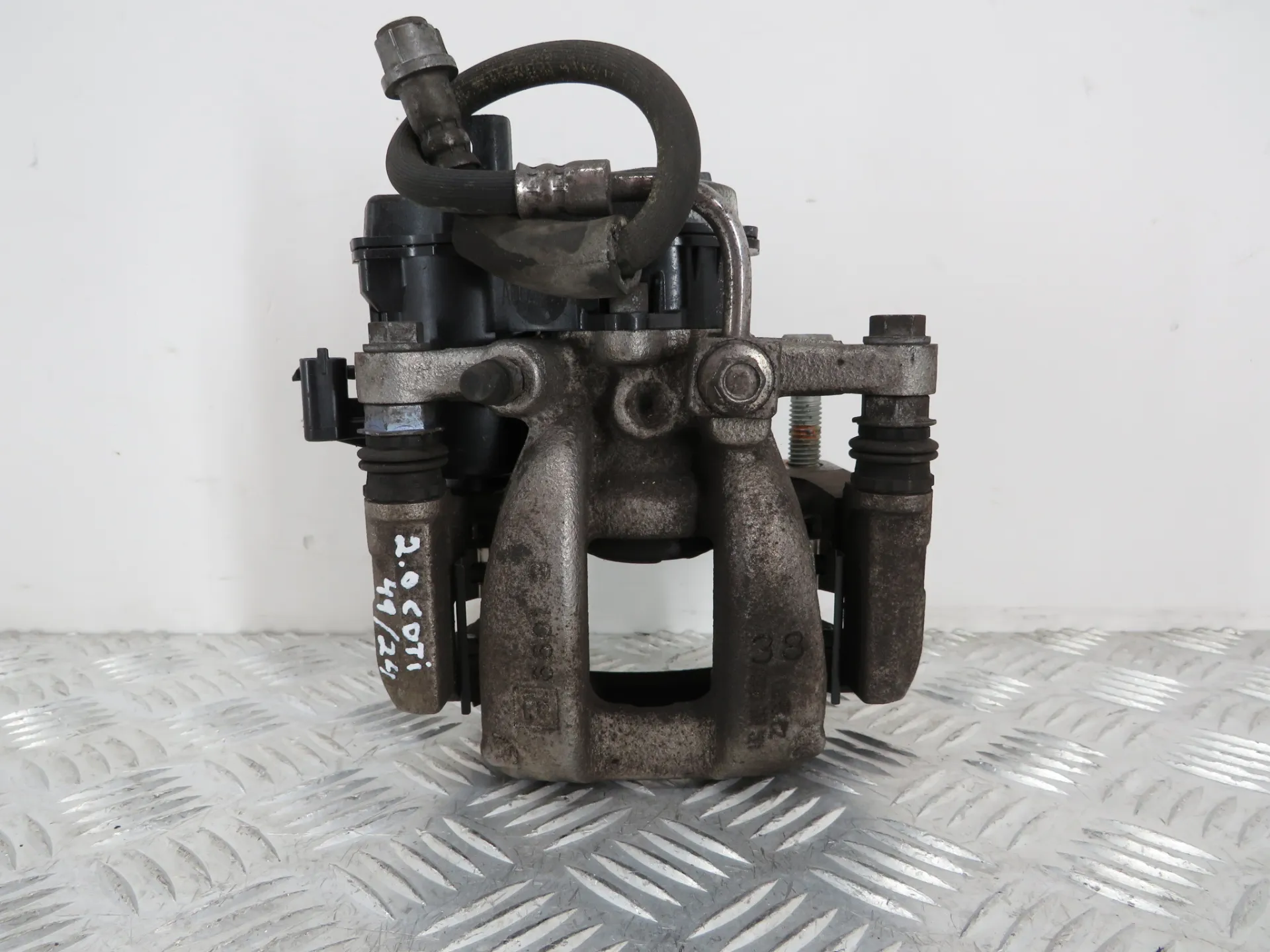 Right rear Brake Caliper OPEL Insignia B Sports Tourer (Z18)