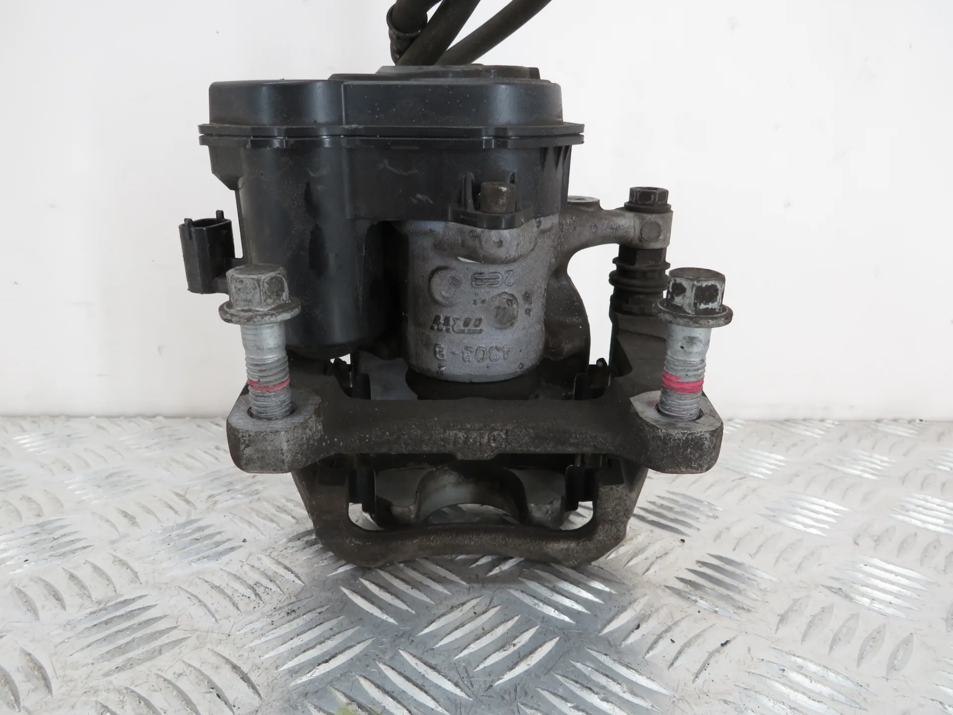 Left rear Brake Caliper OPEL Astra K Sports Tourer Imagem-1