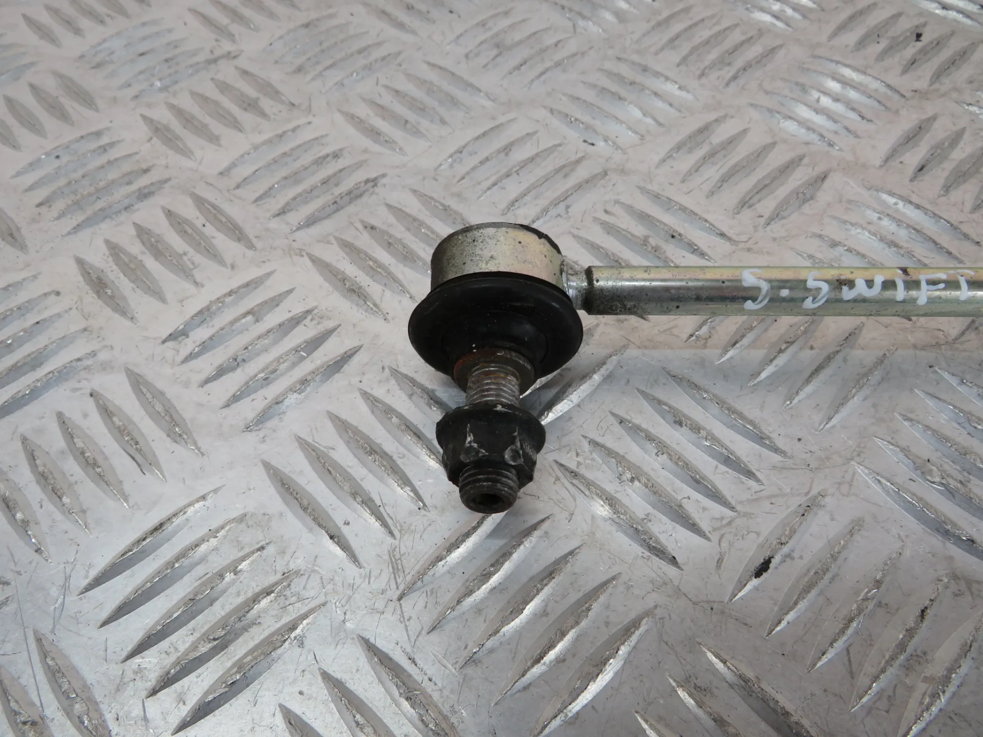 Tirantes / bialetas / pendurais SUZUKI Swift V (RZ, AZ) Imagem-1