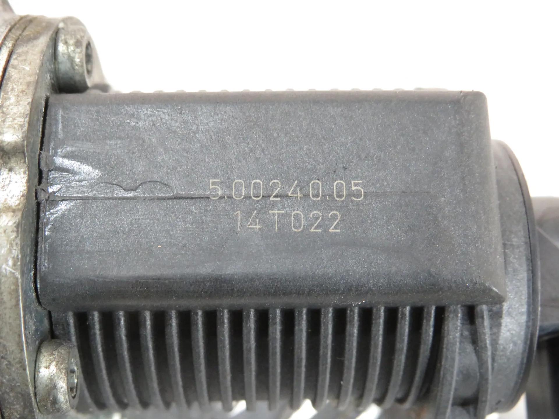 EGR valve OPEL Vectra C Imagem-3