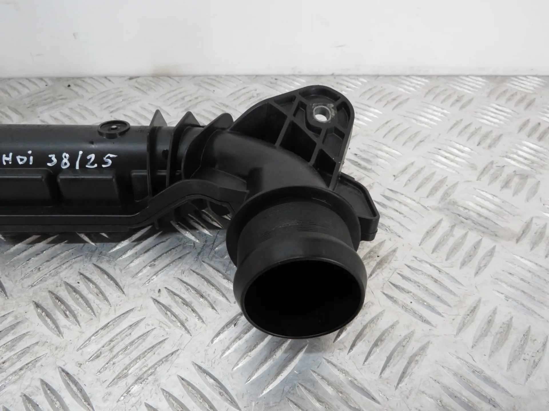 Tubo do intercooler PEUGEOT 208 II Imagem-1