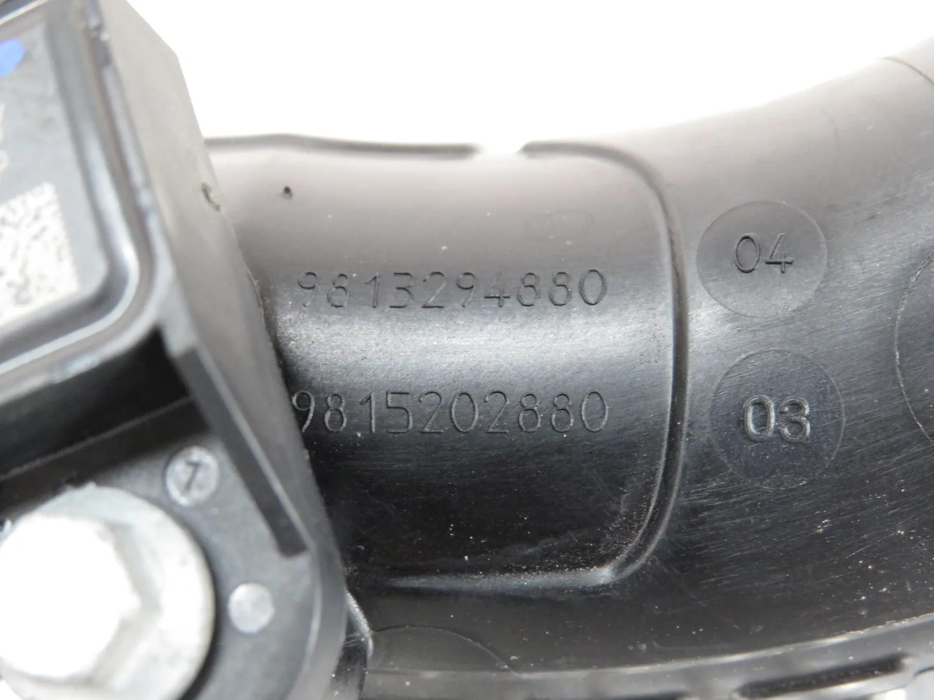 Tubo do intercooler PEUGEOT 208 II Imagem-3