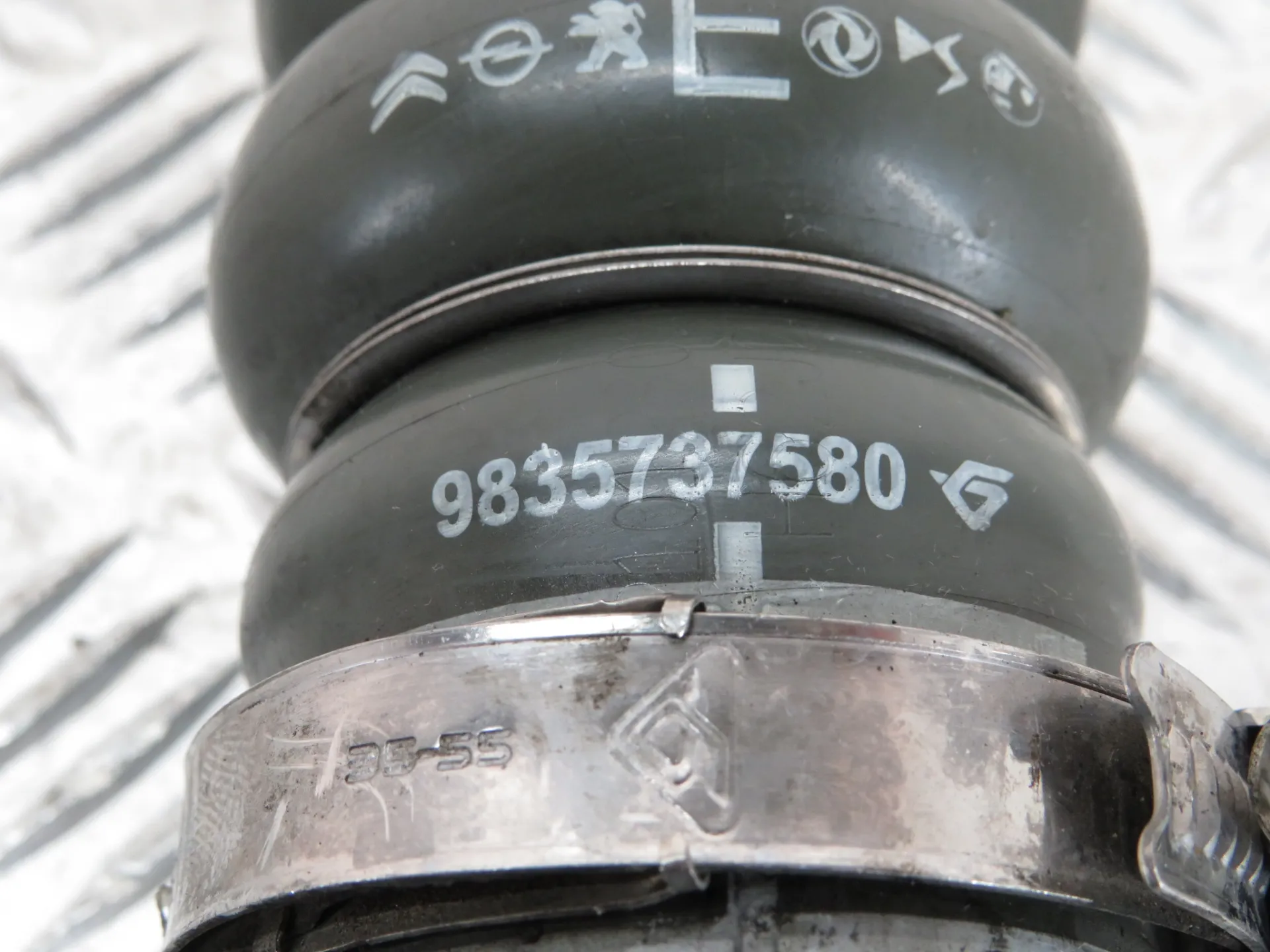 Tubo do intercooler PEUGEOT 208 II Imagem-2