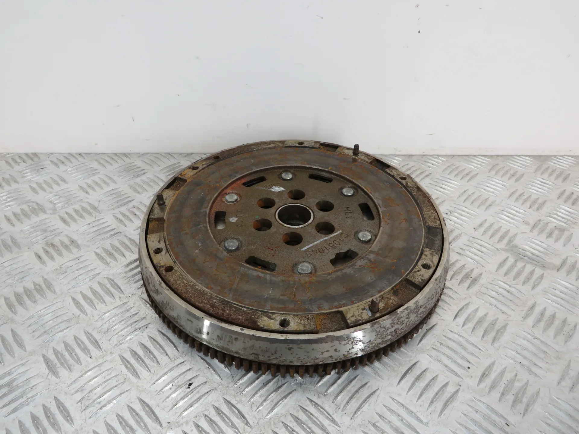 Volante motor PEUGEOT 208 II Imagem-2