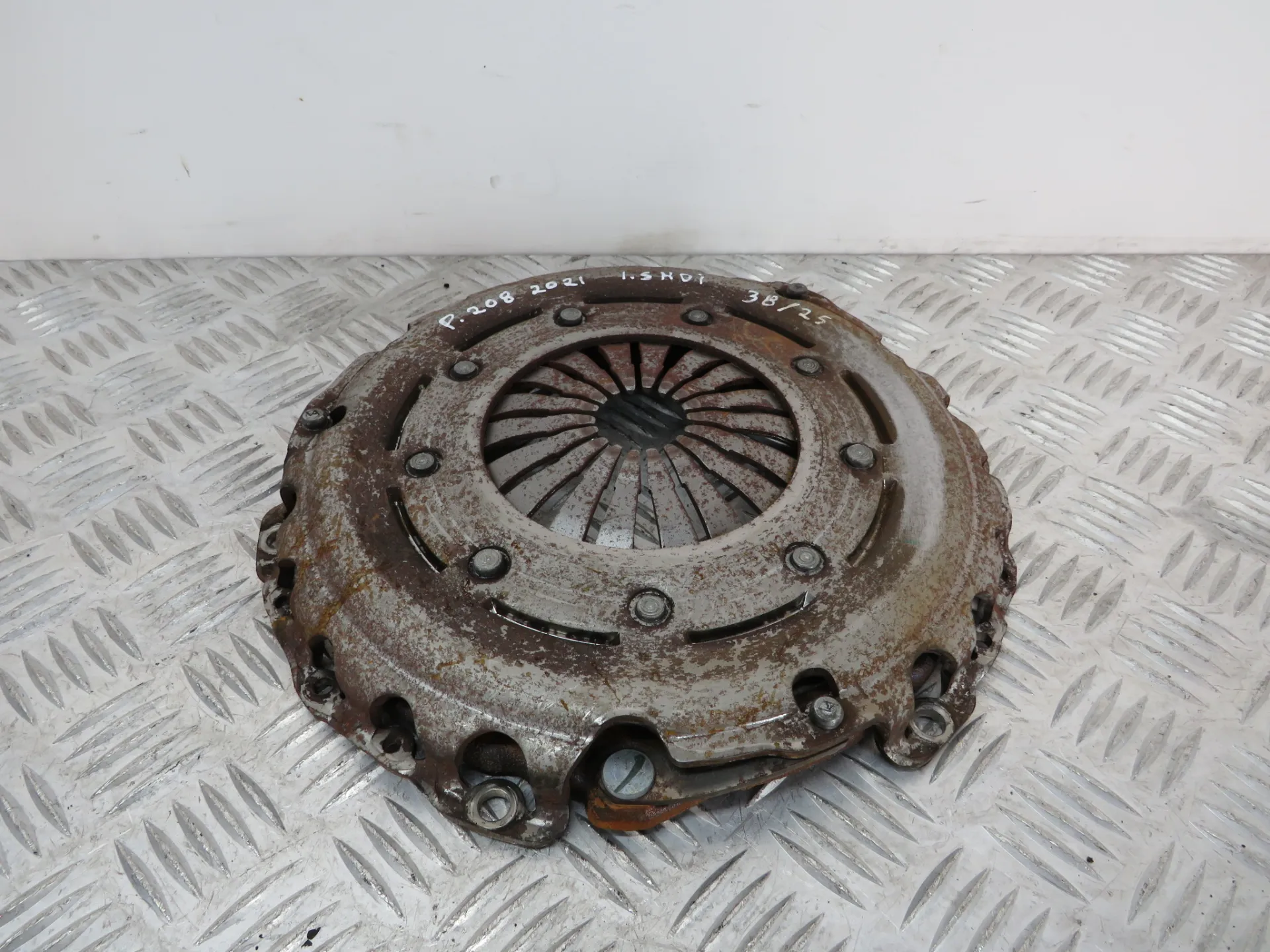 Volante motor PEUGEOT 208 II Imagem-6