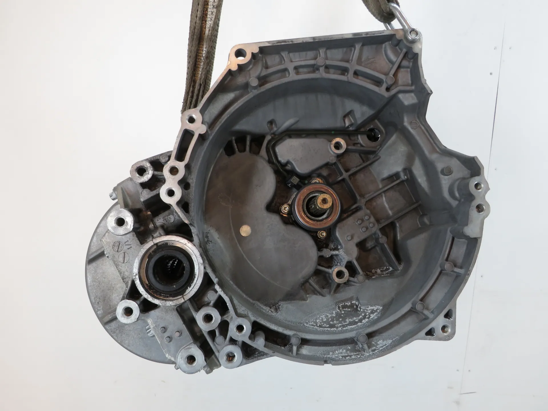 Manual gearbox OPEL Astra K Sports Tourer