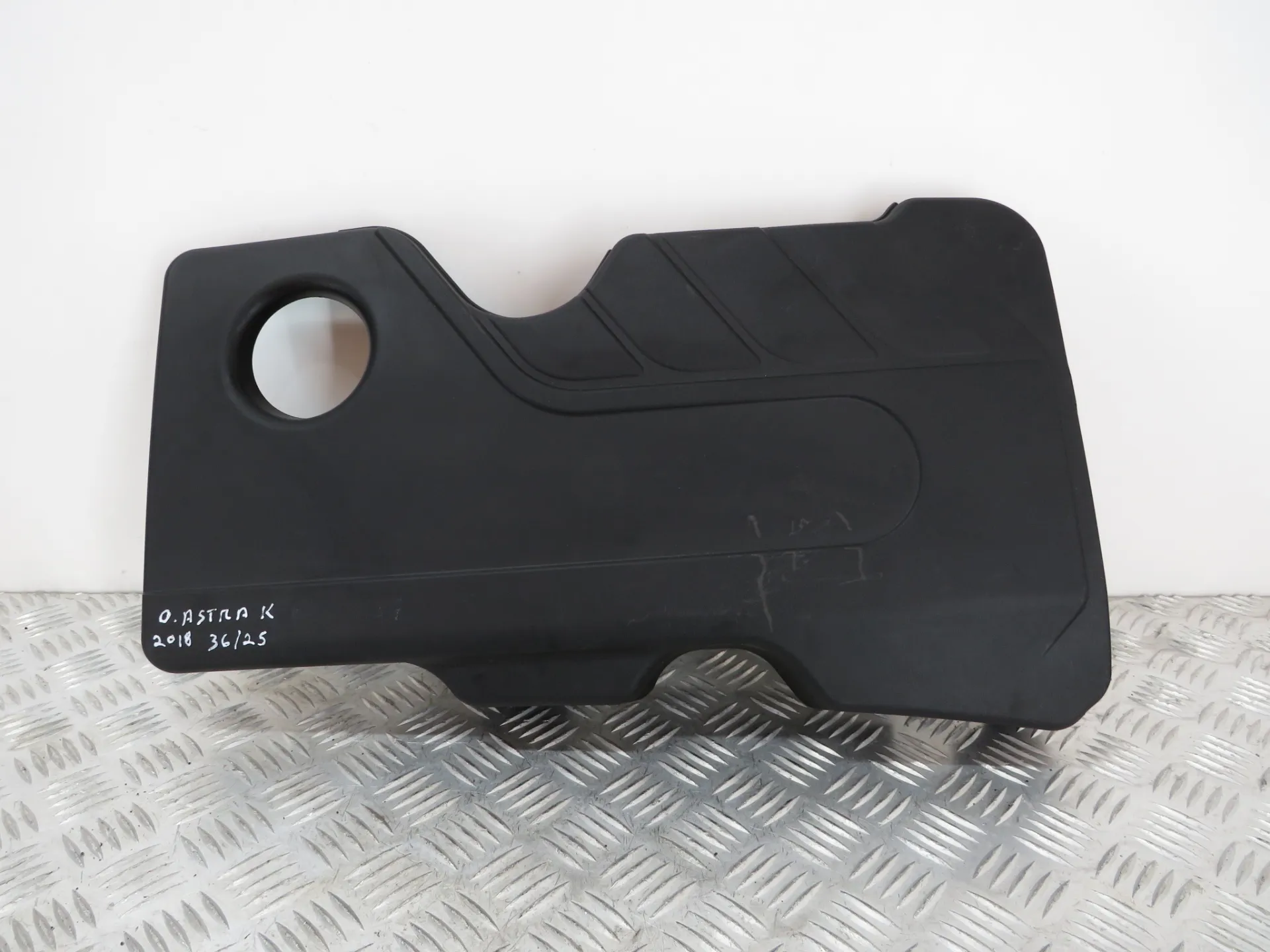 Engine cover OPEL Astra K Sports Tourer