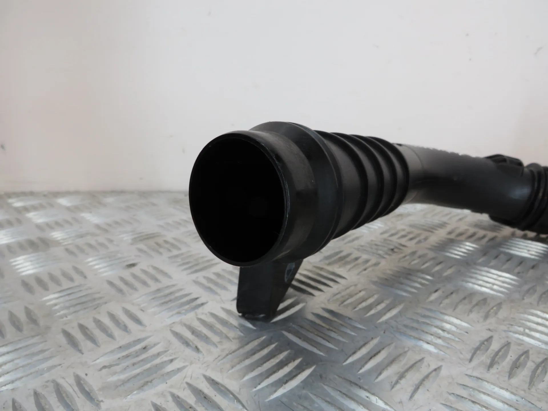 Tubo do intercooler RENAULT Master III (FV) Imagem-2