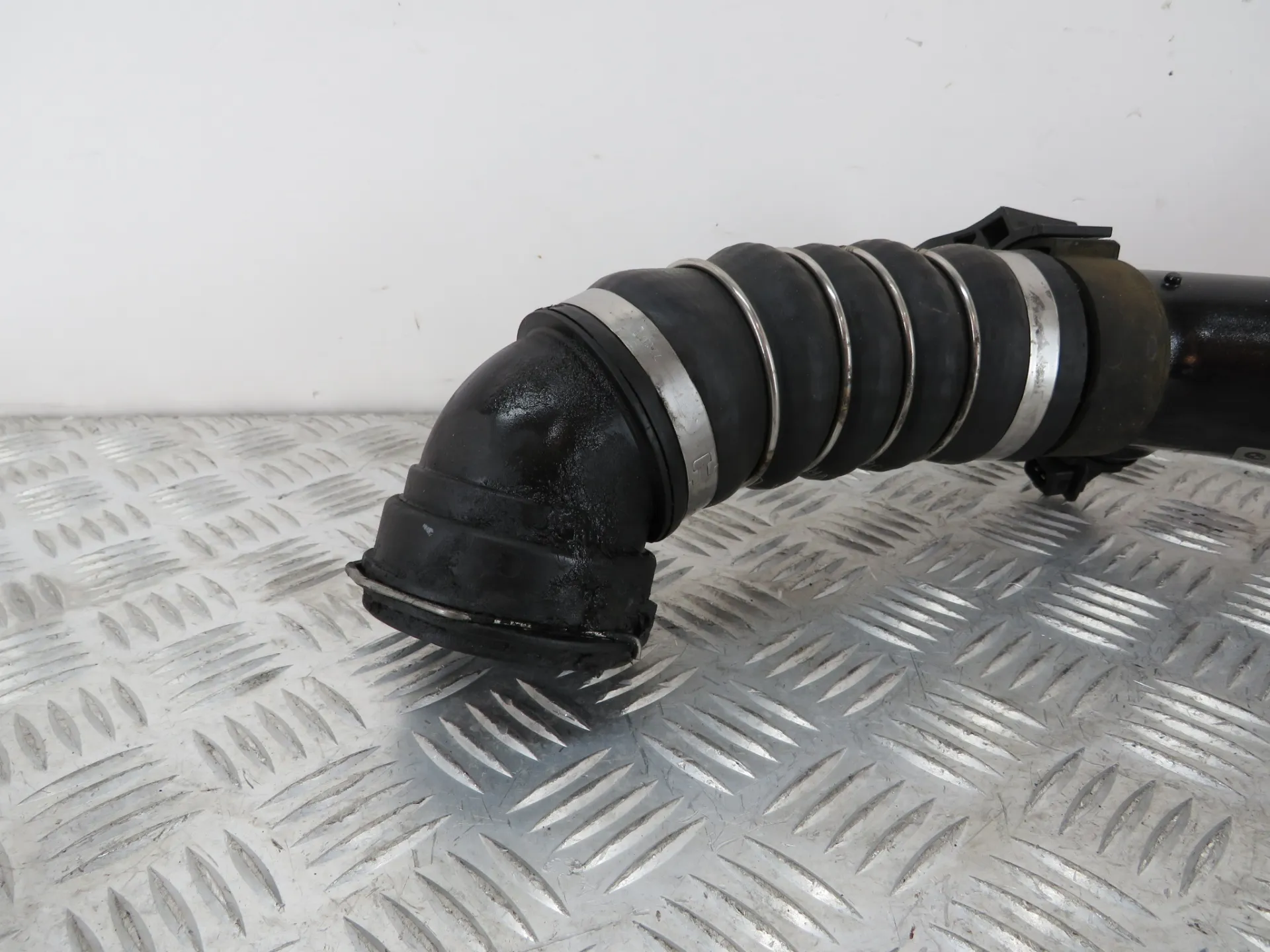Tubo do intercooler BMW X6 (E71, E72) Imagem-2