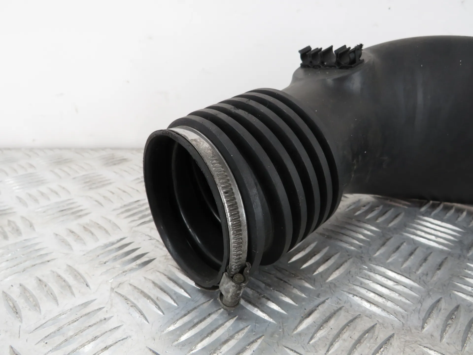 Tubo do intercooler BMW X6 (E71, E72) Imagem-1