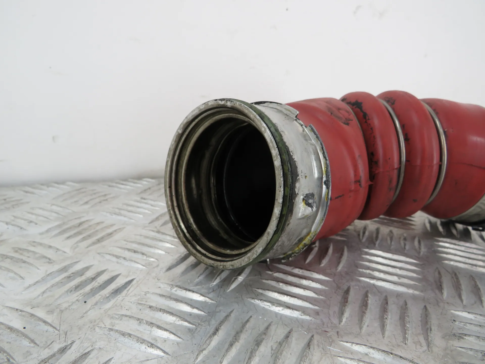 Tubo do intercooler BMW X6 (E71, E72) Imagem-1