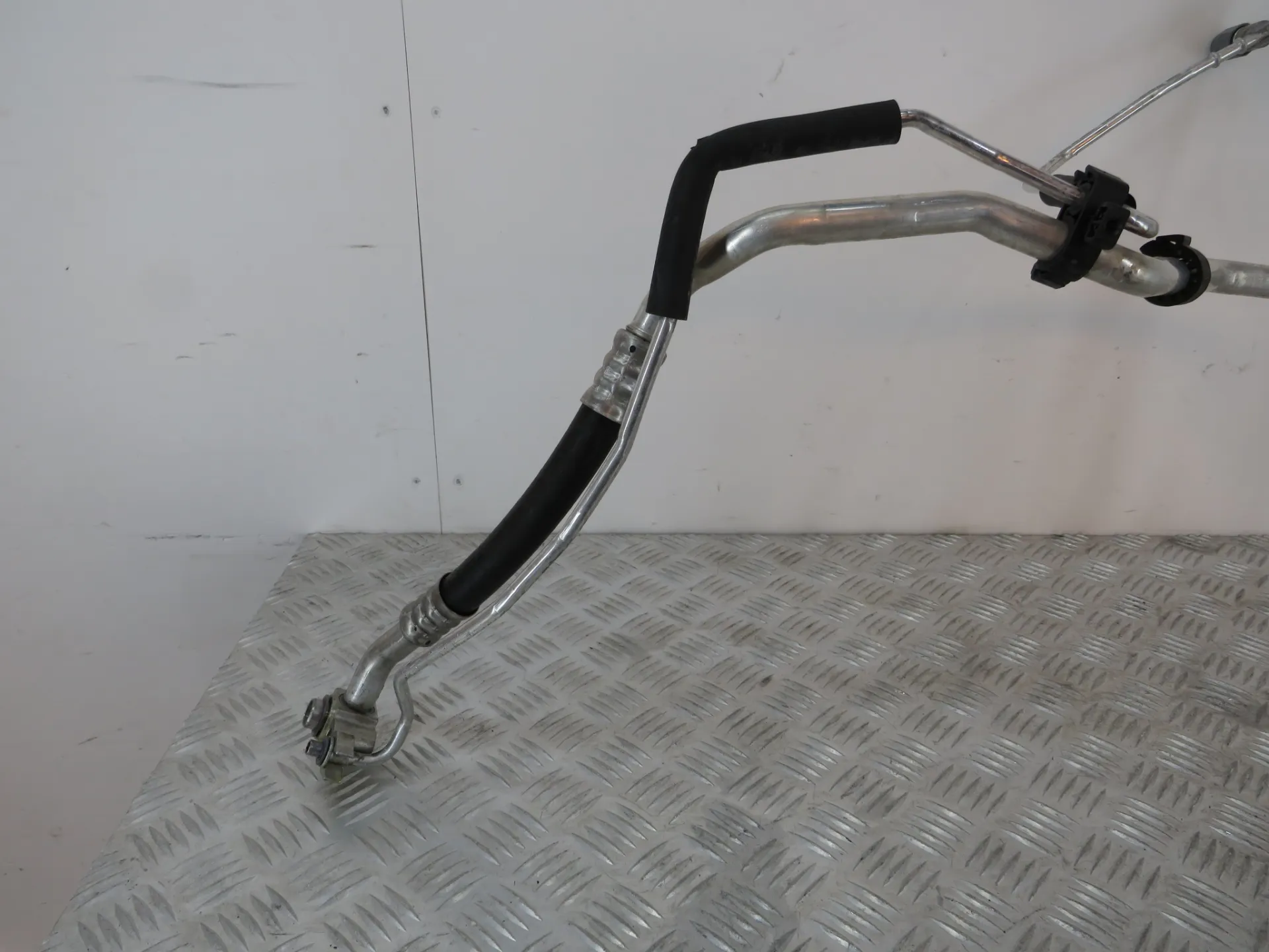 AC pipe OPEL Astra K Sports Tourer Imagem-1