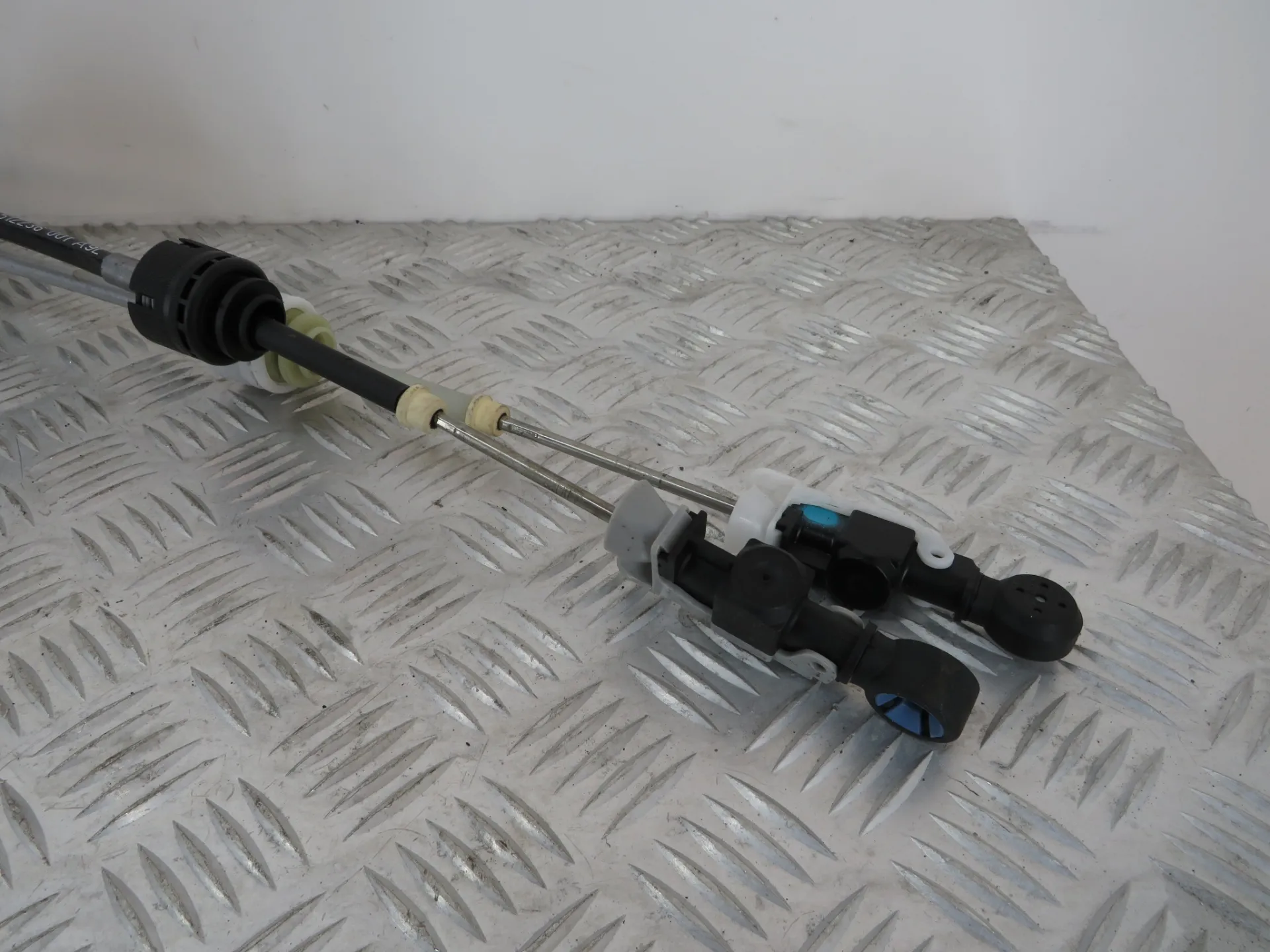 Gear selector cables OPEL Astra K Sports Tourer Imagem-2