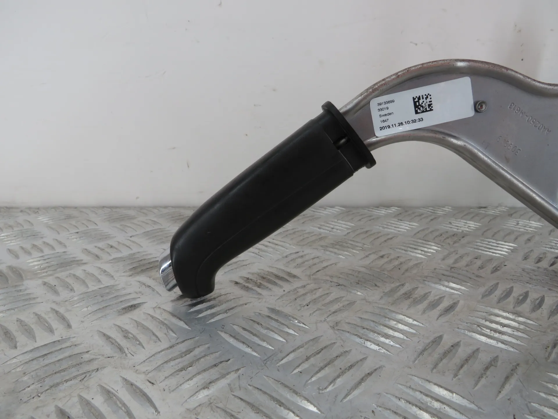 Hand brake / parking brake OPEL Astra K Sports Tourer Imagem-1