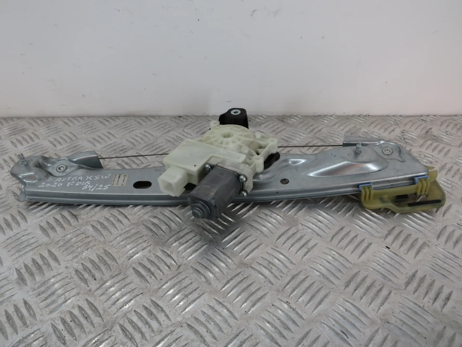Right Rear  Door Window Regulator Motor OPEL Astra K Sports Tourer