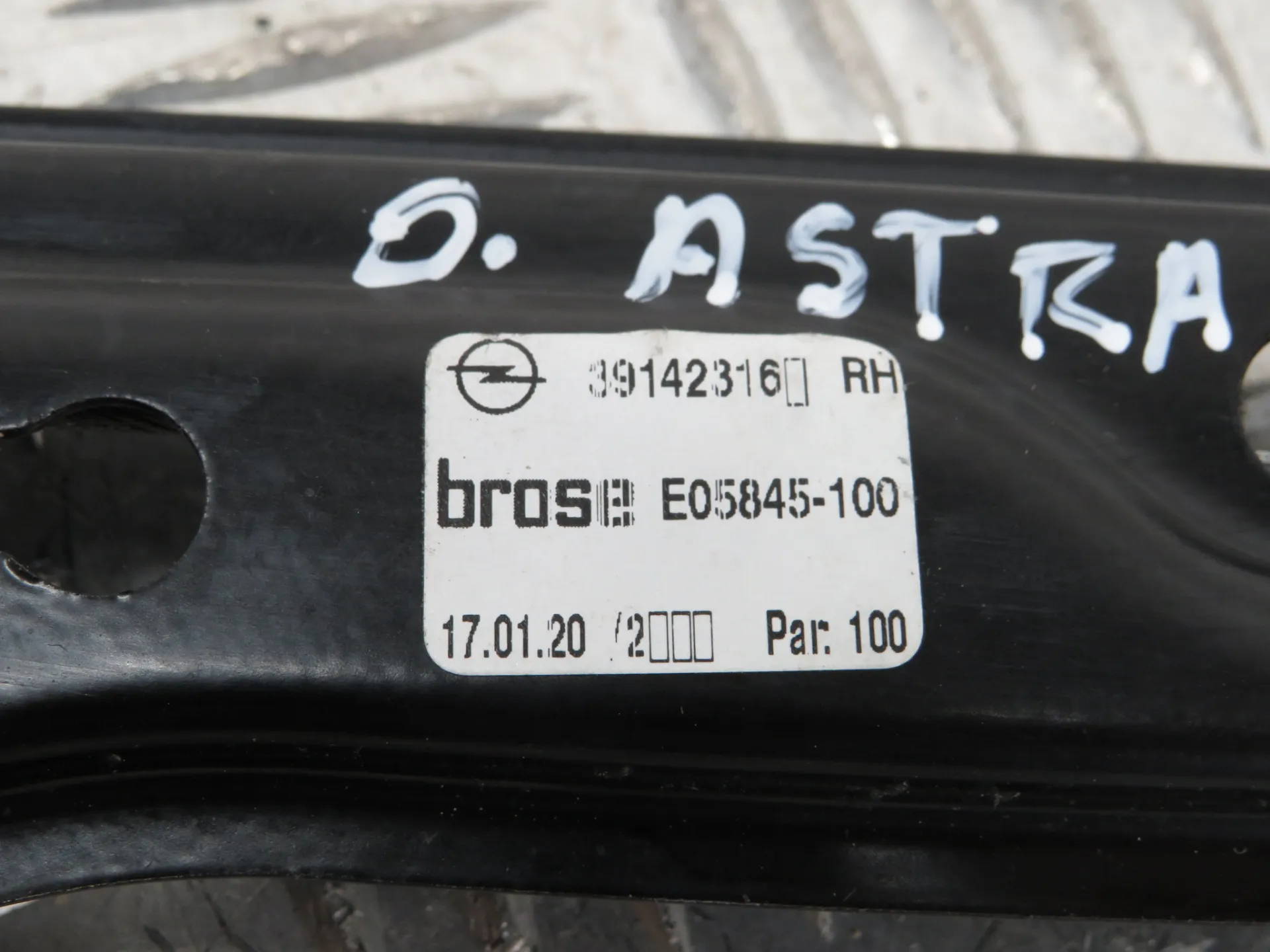 Alzavetro anteriore destro OPEL Astra K Sports Tourer Imagem-4