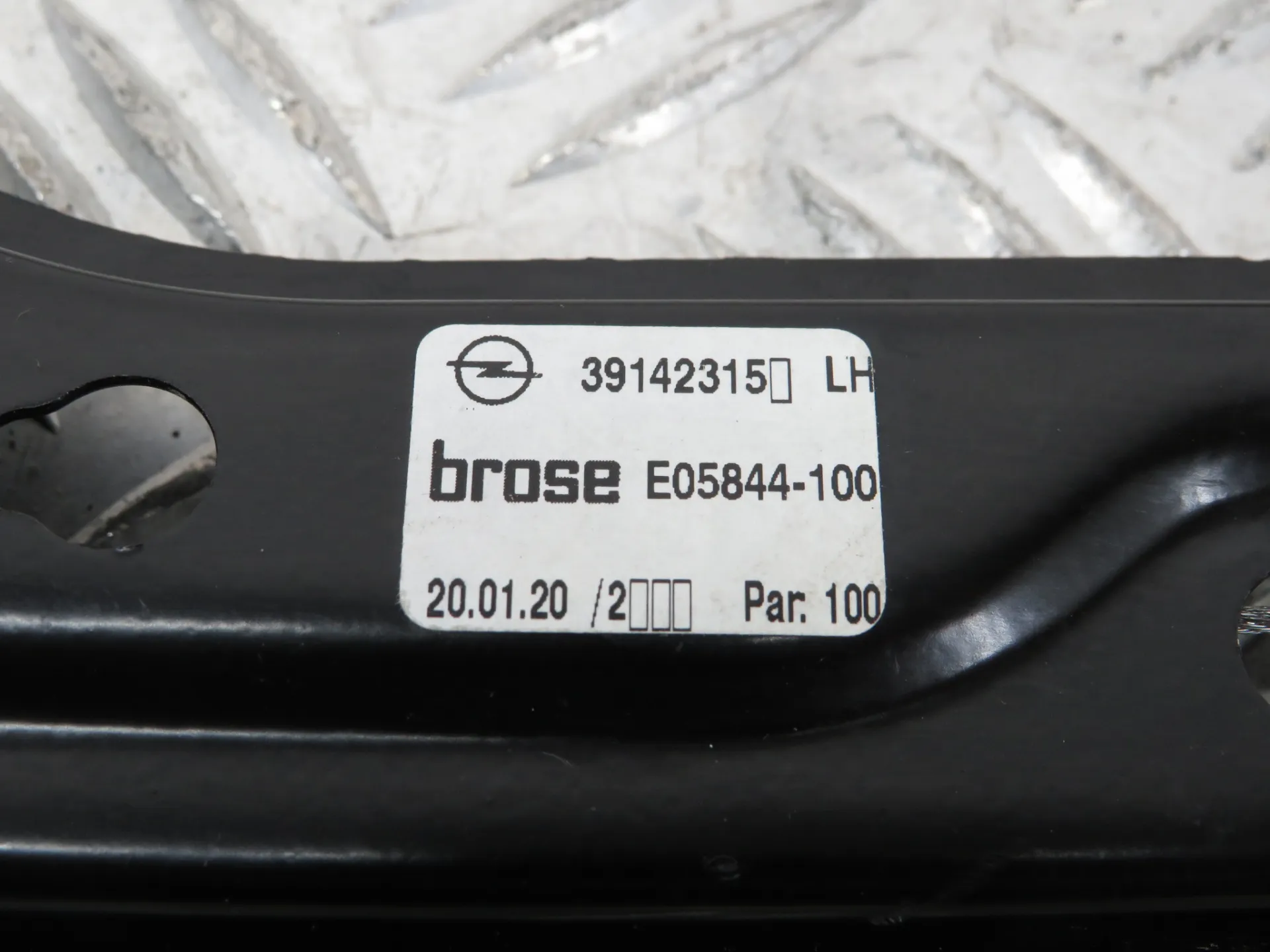 Left front window regulator OPEL Astra K Sports Tourer Imagem-4