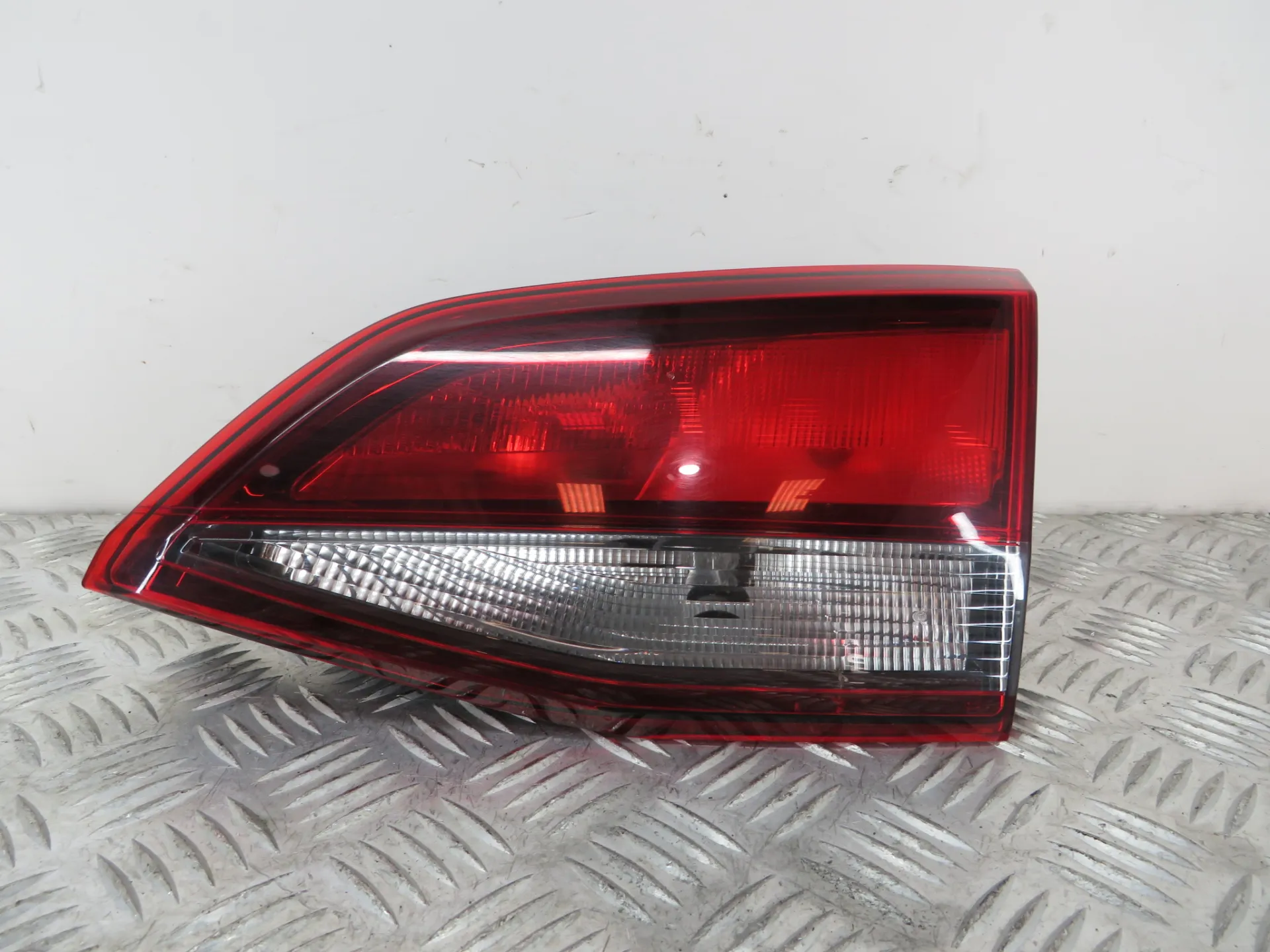 Right Tailgate light OPEL Astra K Sports Tourer