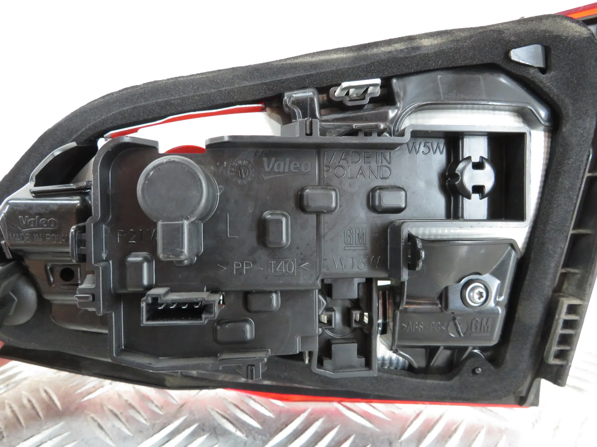 Fanale Sinistro Baule OPEL Astra K Sports Tourer Imagem-2