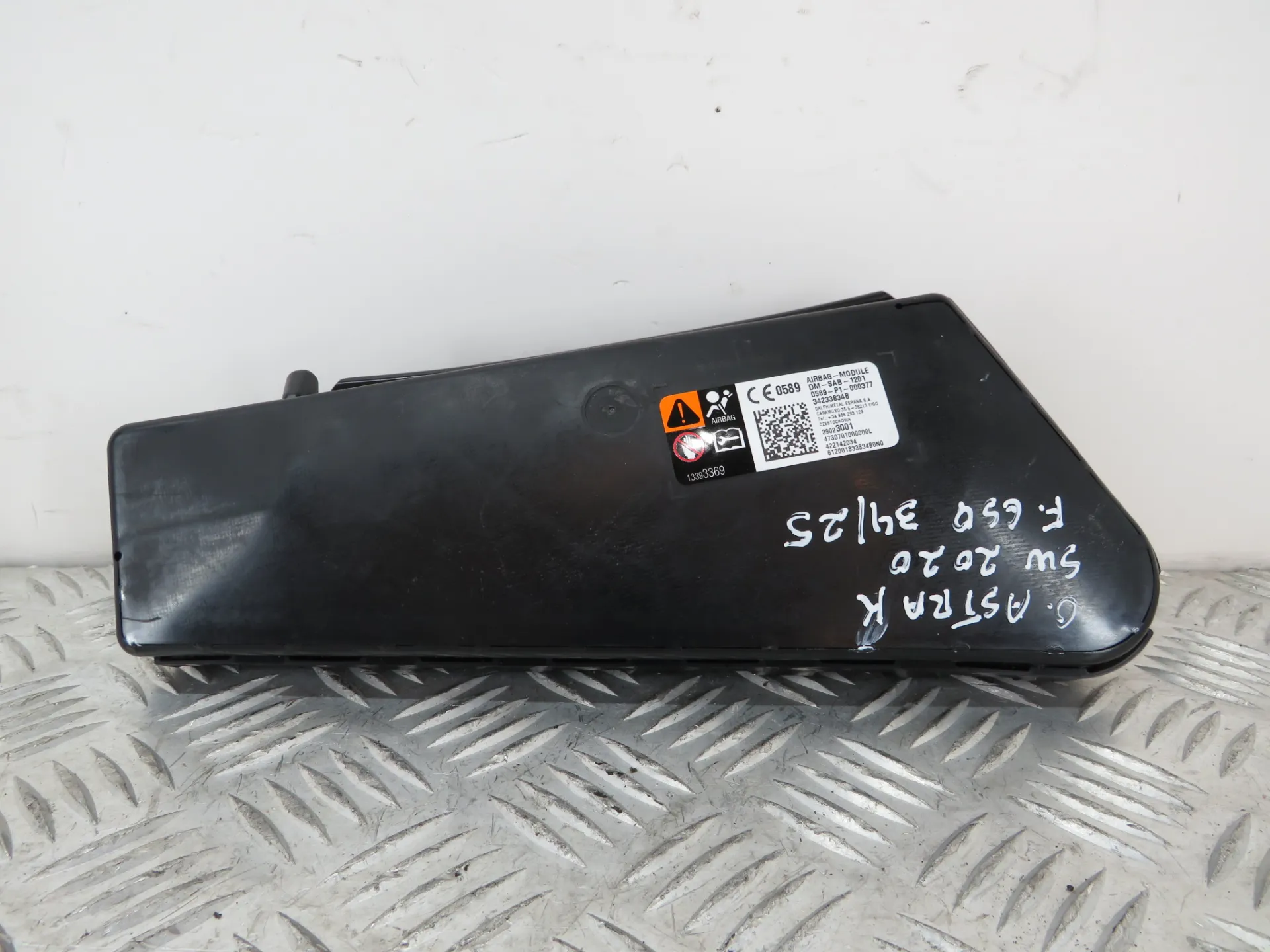 Left Seat Airbag OPEL Astra K Sports Tourer