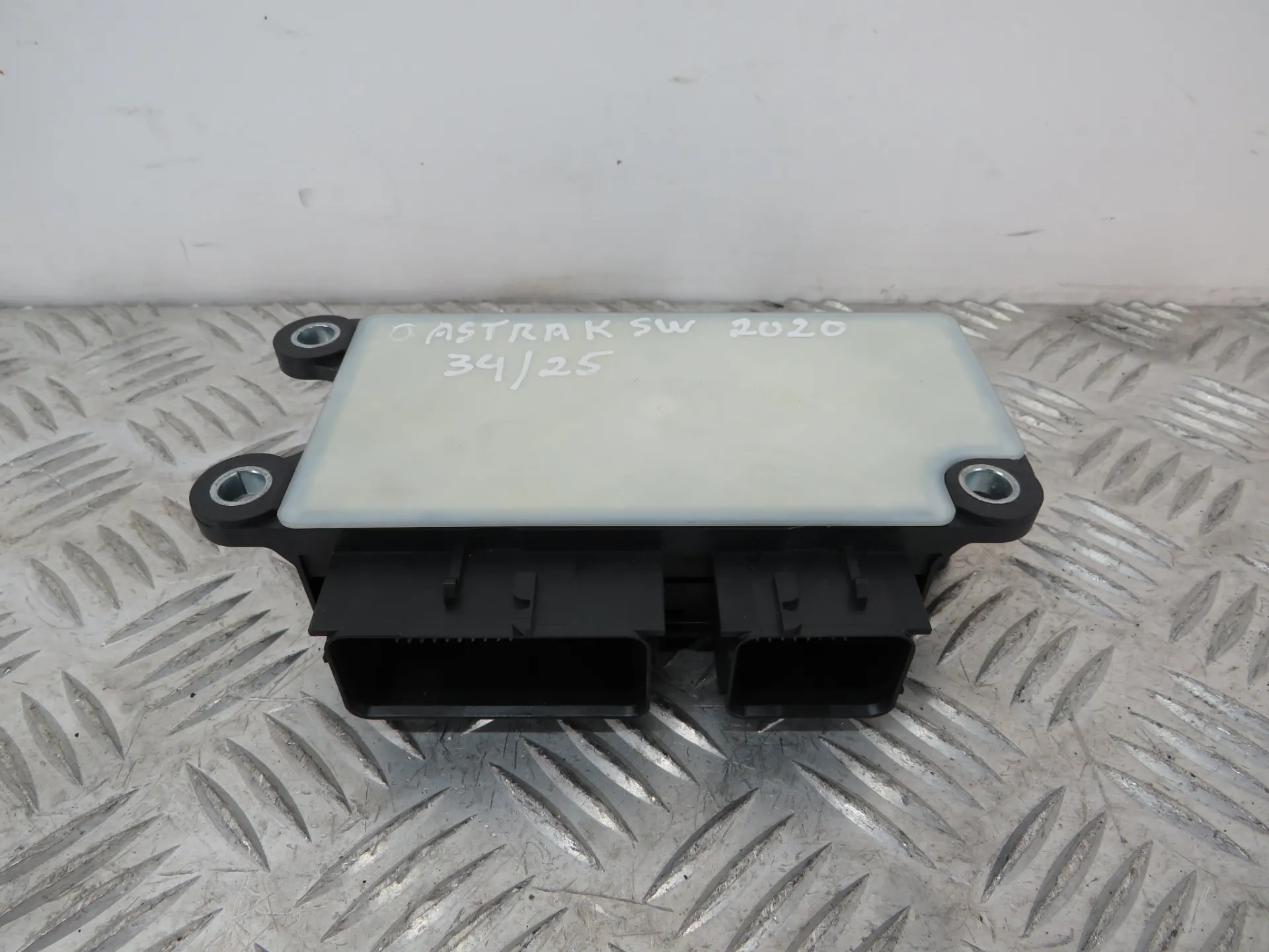 Centralina airbag OPEL Astra K Sports Tourer Imagem-1