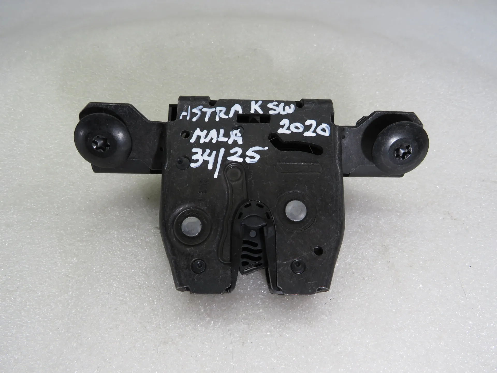 Serratura / chiusura baule OPEL Astra K Sports Tourer Imagem-1