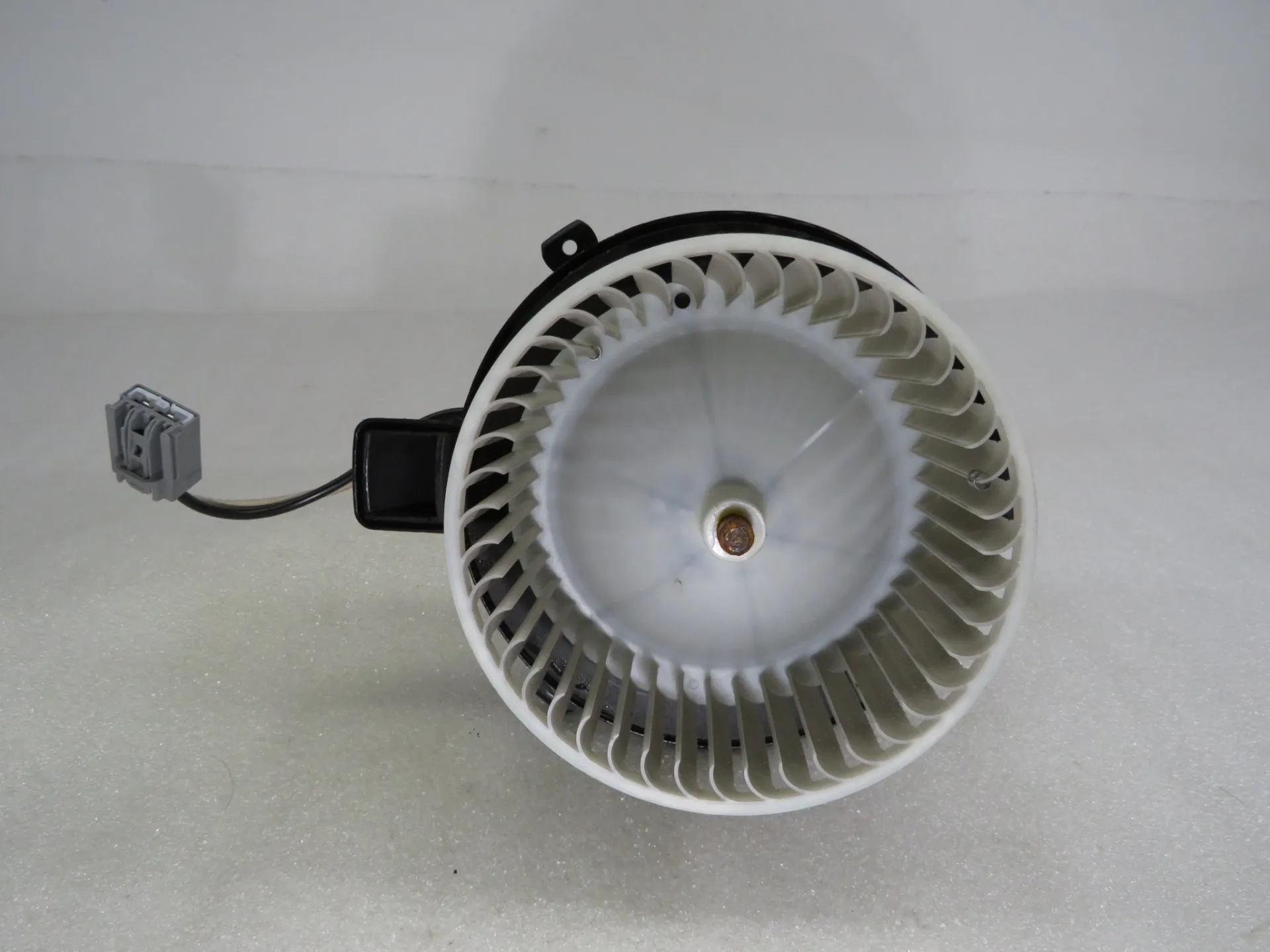 Heizungsmotor / Gebläsemotor  OPEL Astra K Sports Tourer Imagem-2