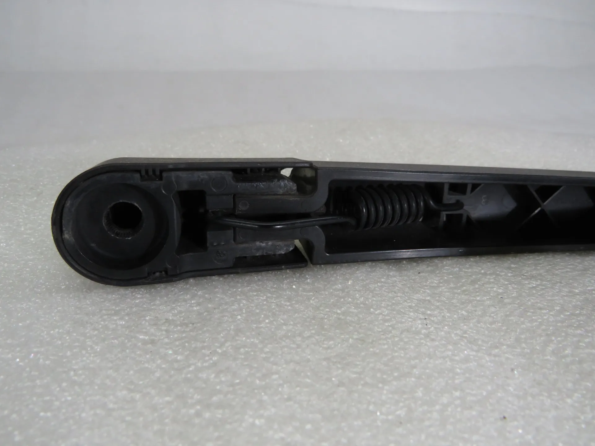 Rear wiper arm OPEL Astra K Sports Tourer Imagem-2