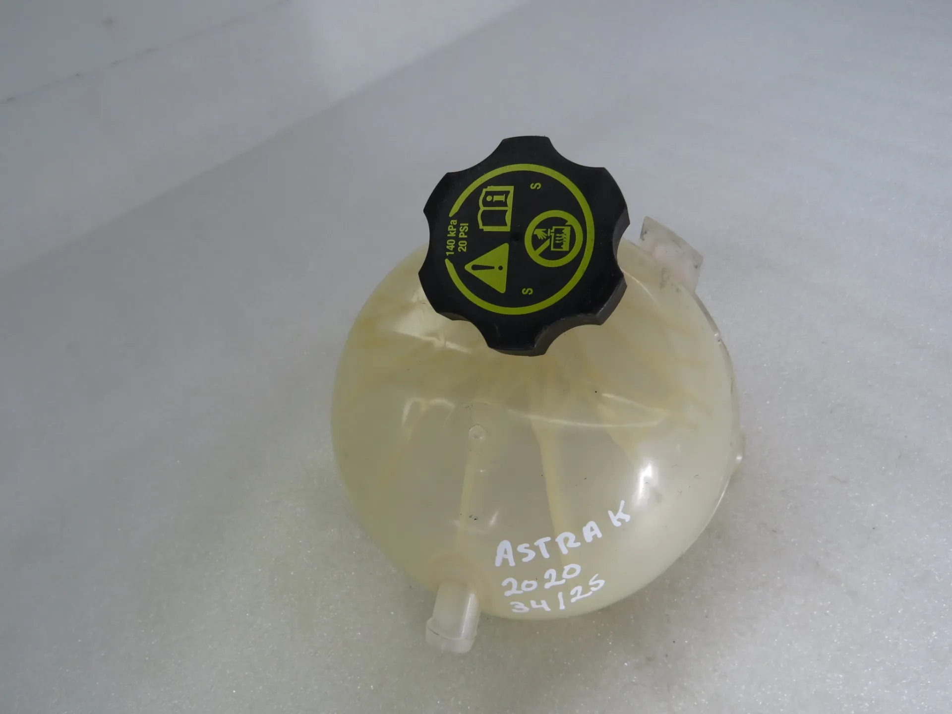 Generic reservoir OPEL Astra K Sports Tourer Imagem-1