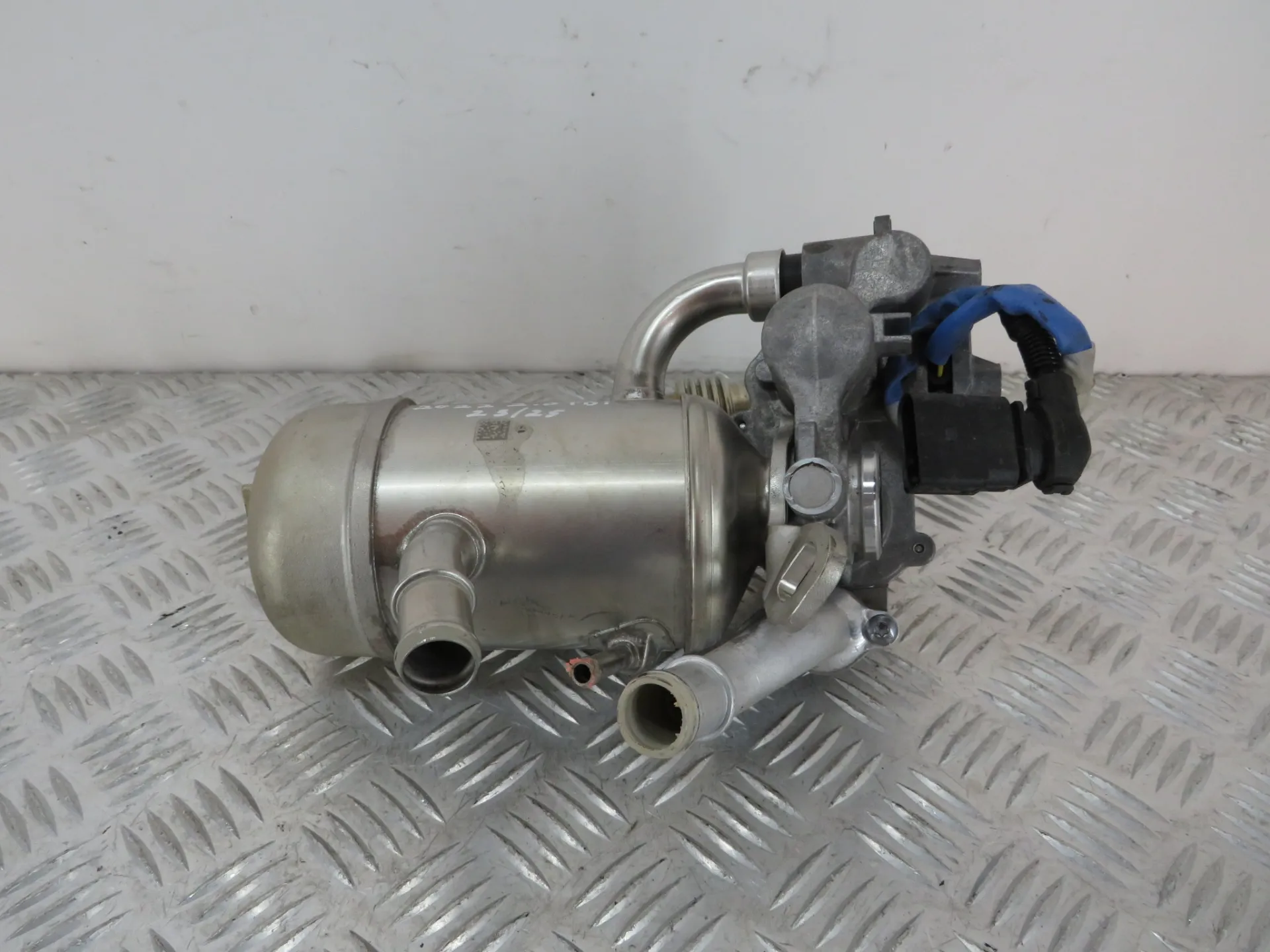 Radiador de gases / EGR VOLKSWAGEN Transporter VI Kombi (SGB, SGG, SGJ)