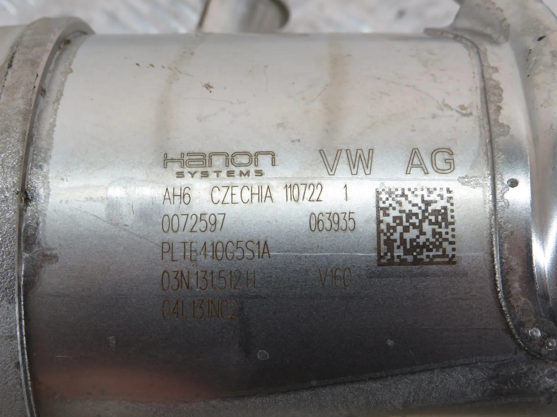 Radiador de gases / EGR VOLKSWAGEN Transporter VI Kombi (SGB, SGG, SGJ) Imagem-2