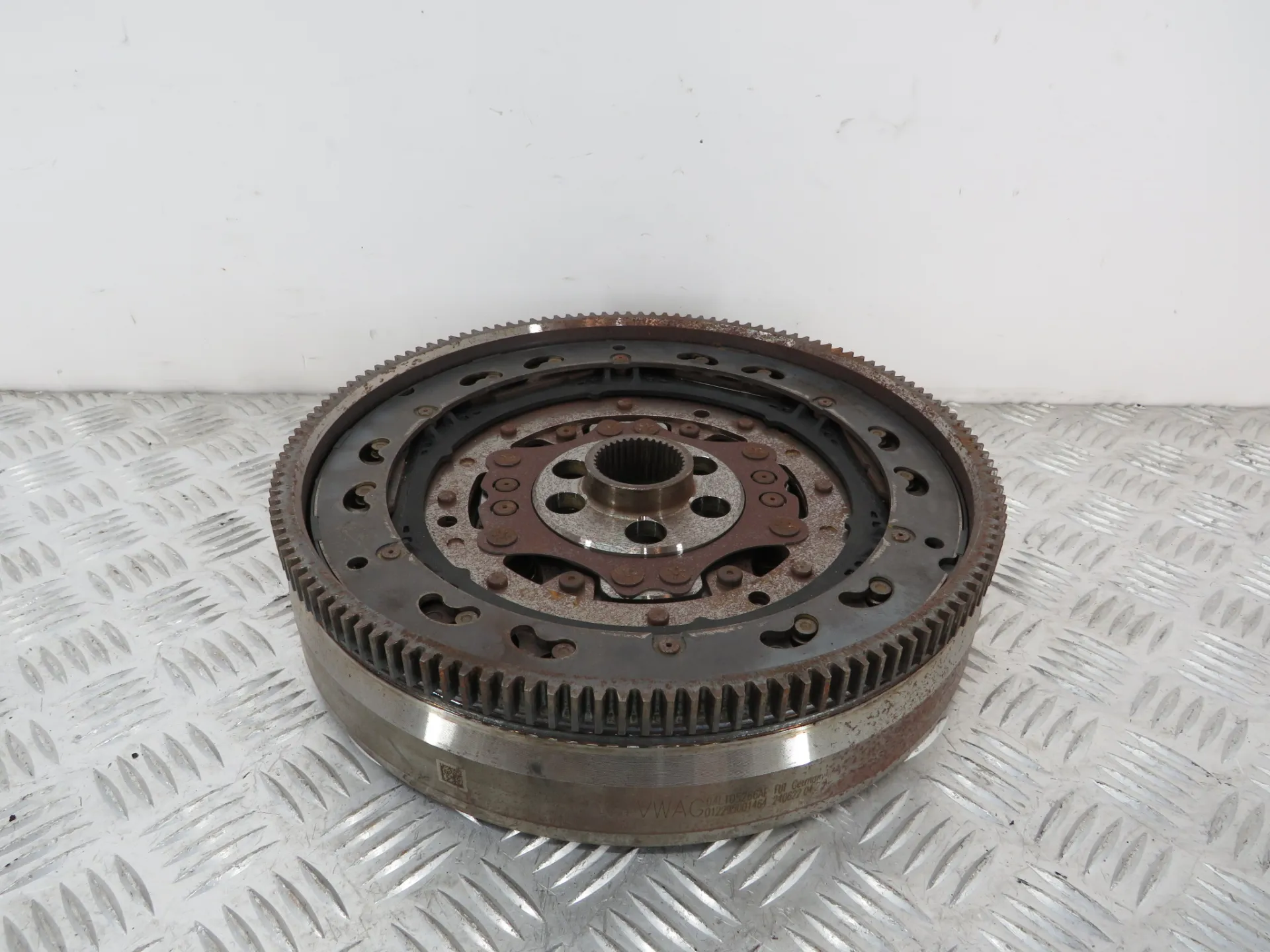 Volante motor VOLKSWAGEN Transporter VI Kombi (SGB, SGG, SGJ)