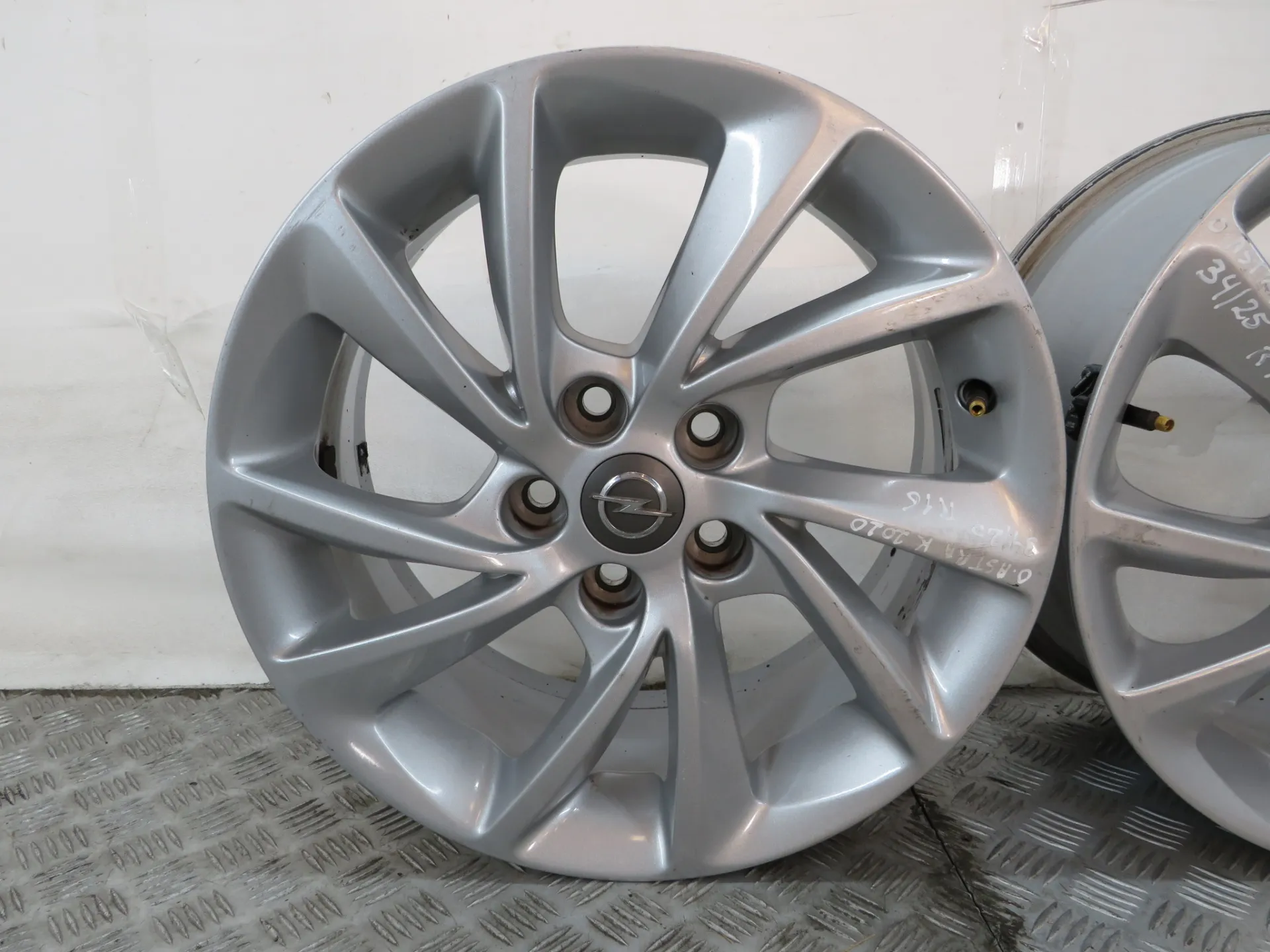 Ensemble de jantes OPEL Astra K Sports Tourer Imagem-1