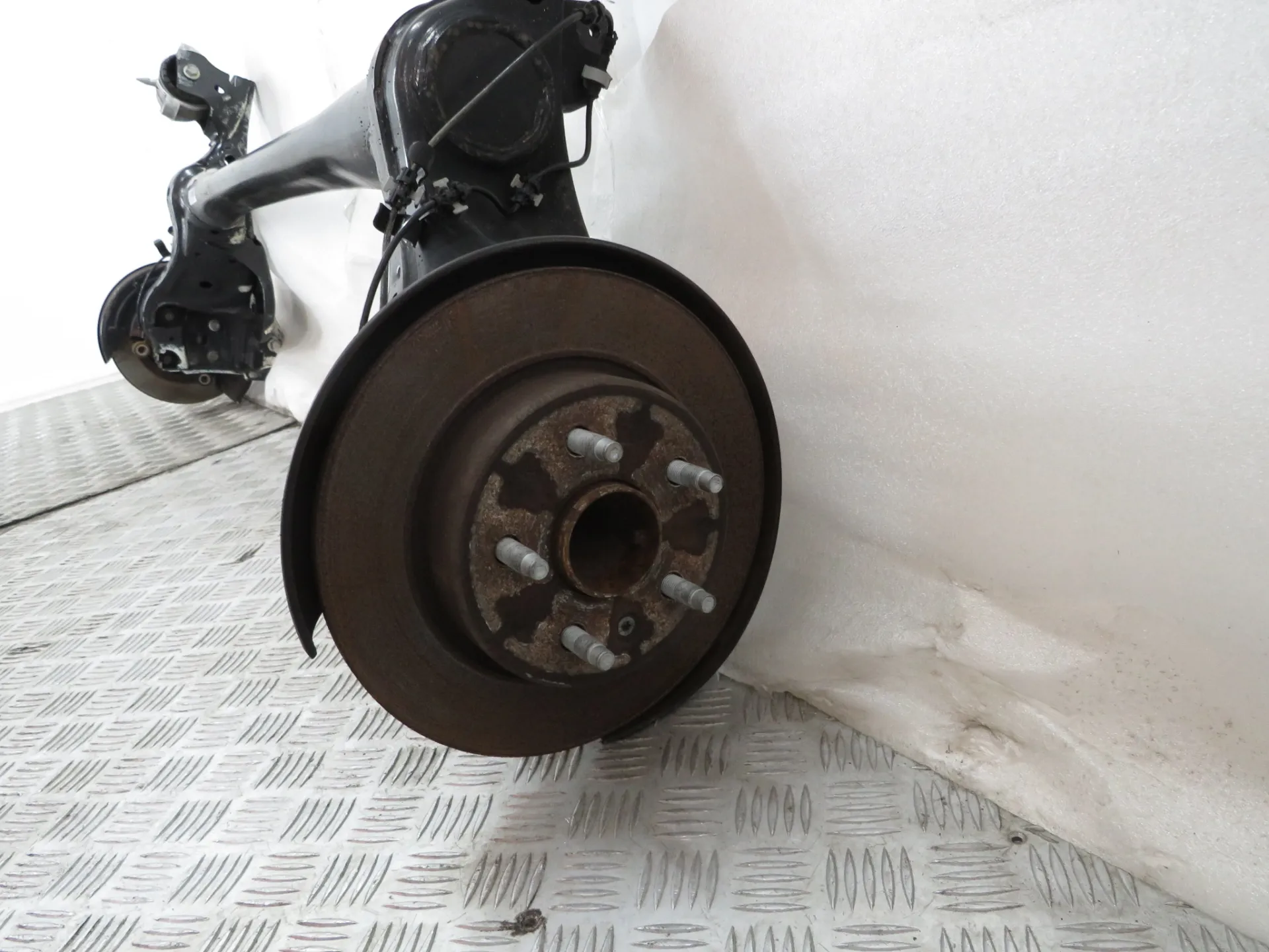 Rear axle with discs OPEL Astra K Sports Tourer Imagem-3