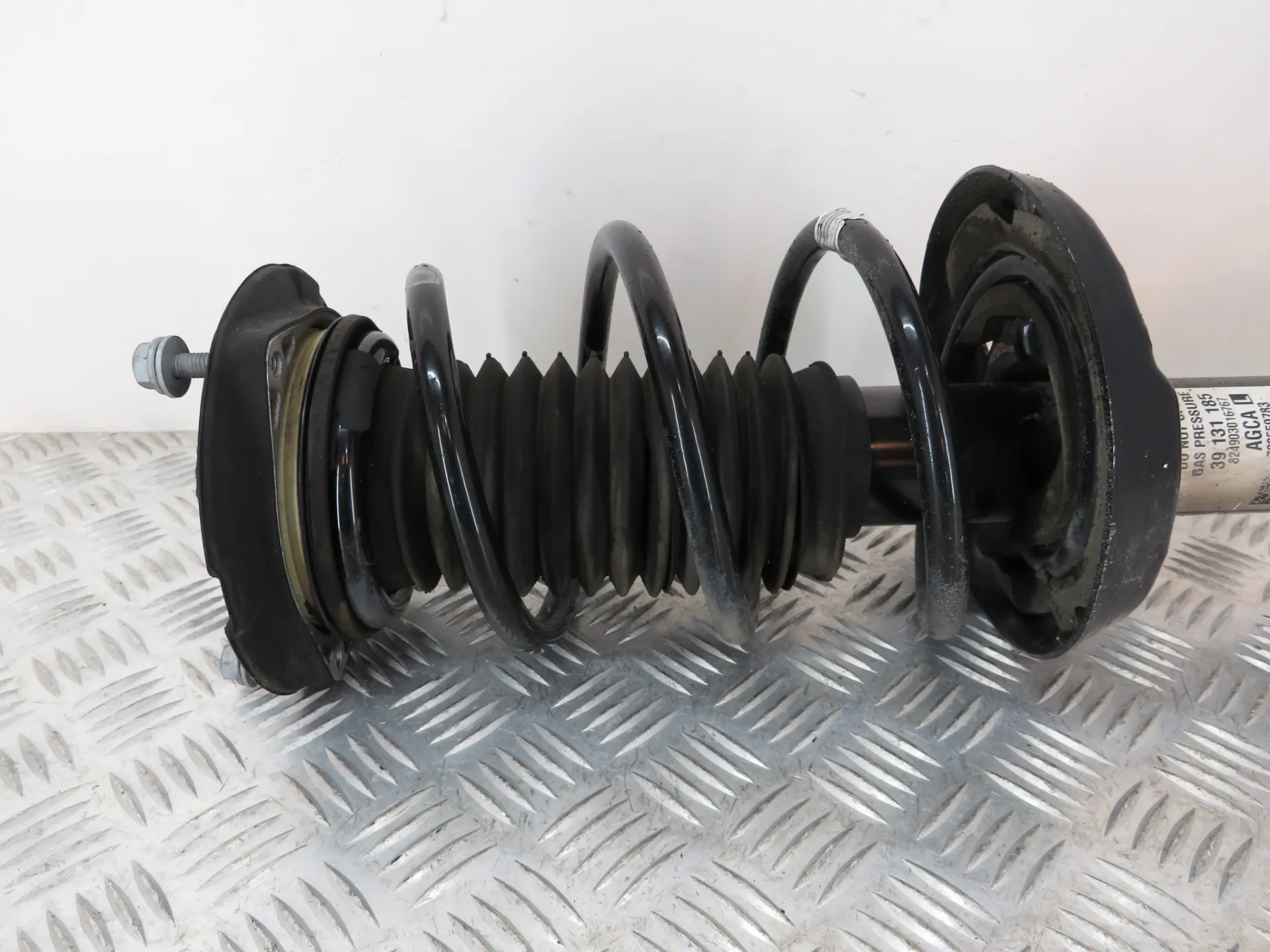 Left Front Shock Absorber OPEL Astra K Sports Tourer Imagem-1