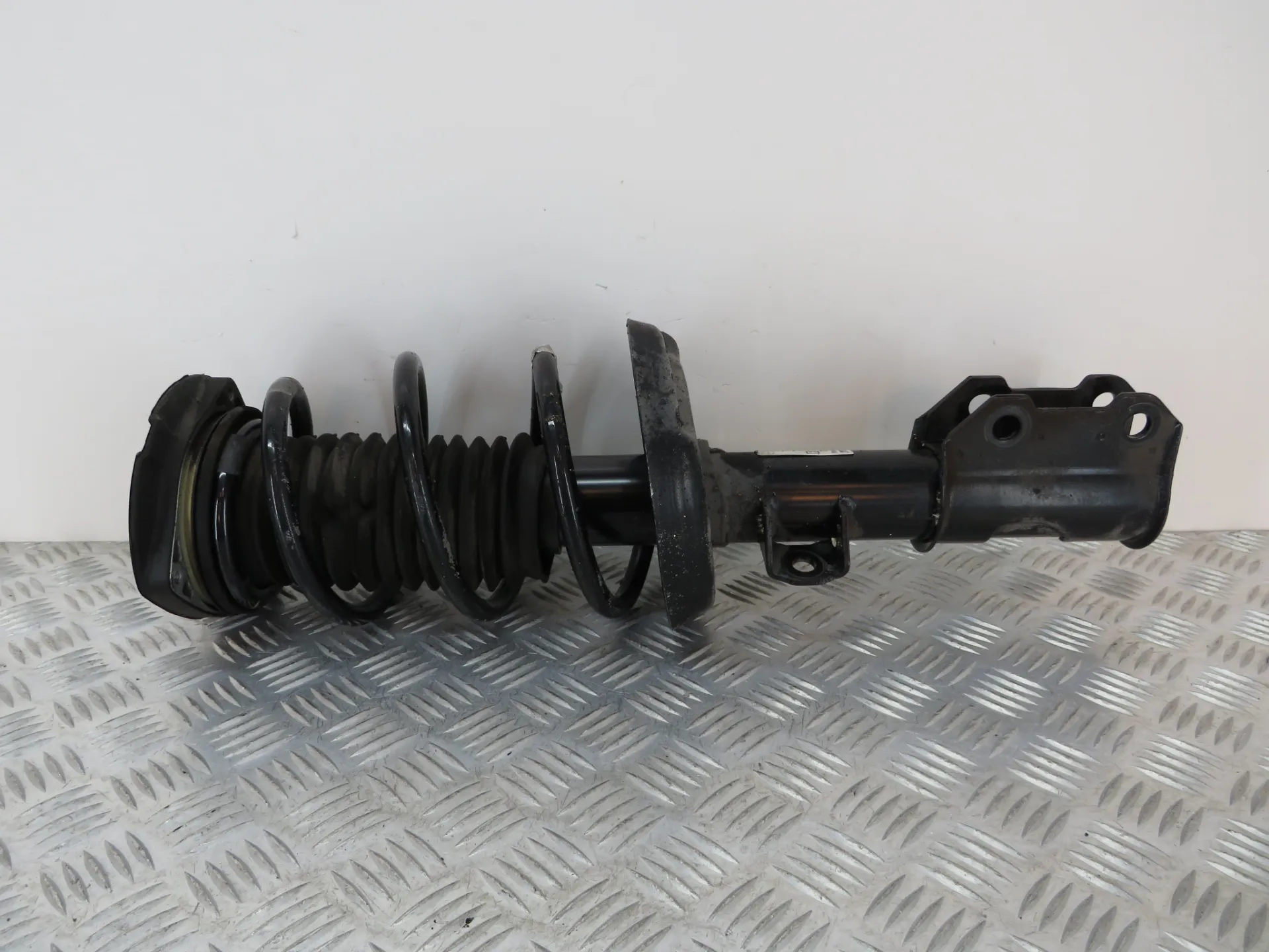 Right Front Shock Absorber OPEL Astra K Sports Tourer
