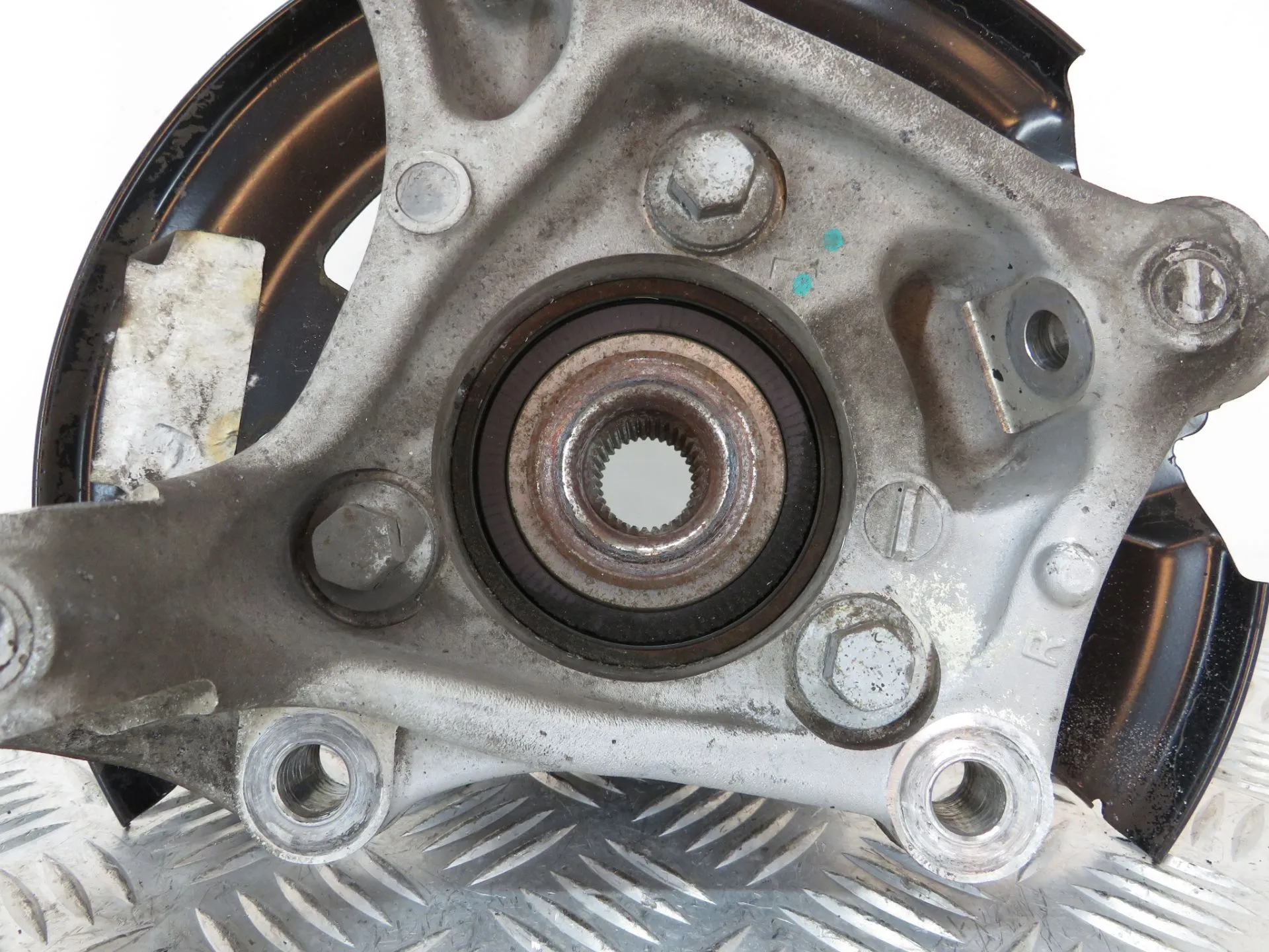 Right front steering knuckle OPEL Astra K Sports Tourer Imagem-1