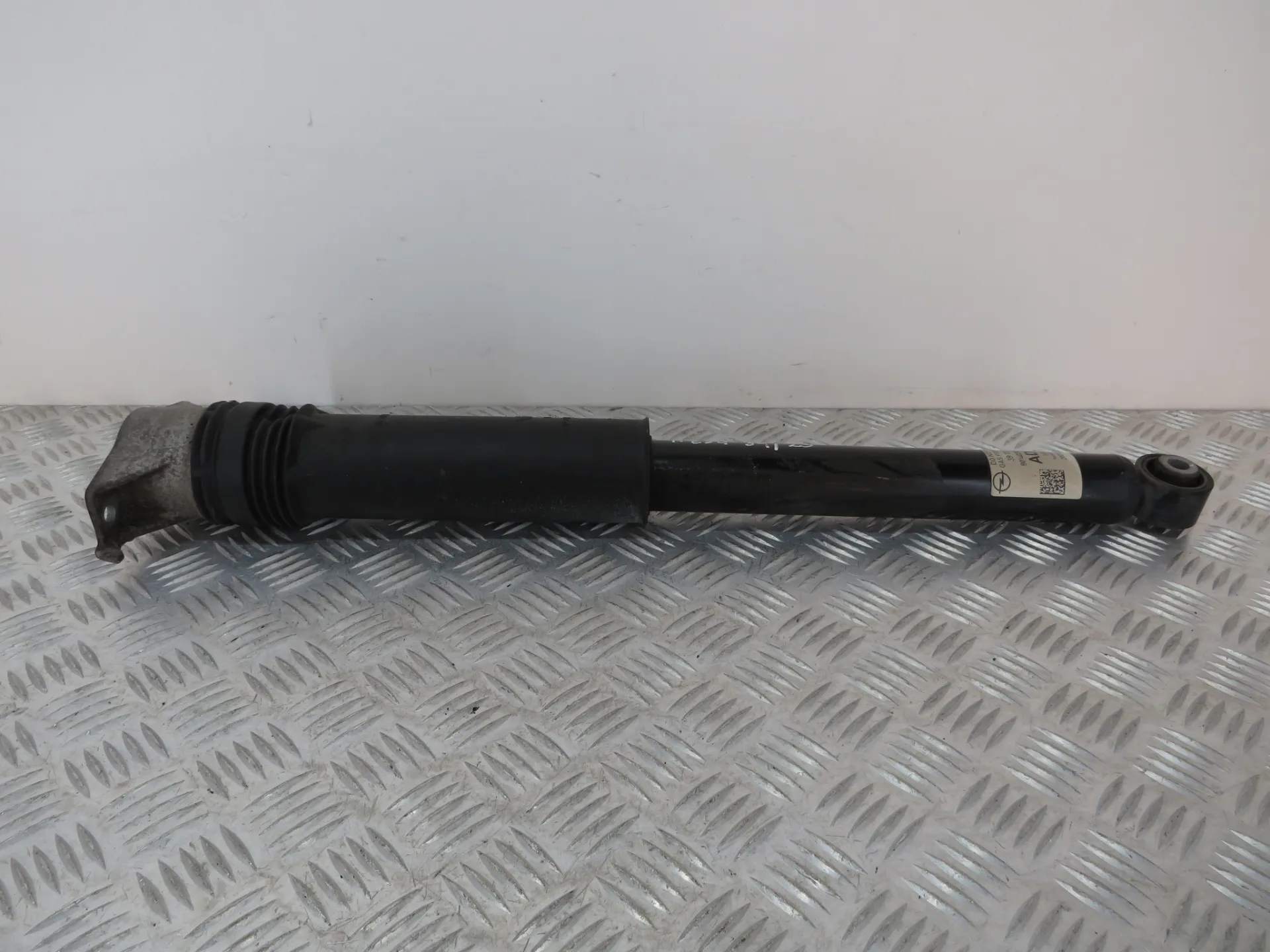 Left Rear Shock Absorber OPEL Astra K Sports Tourer